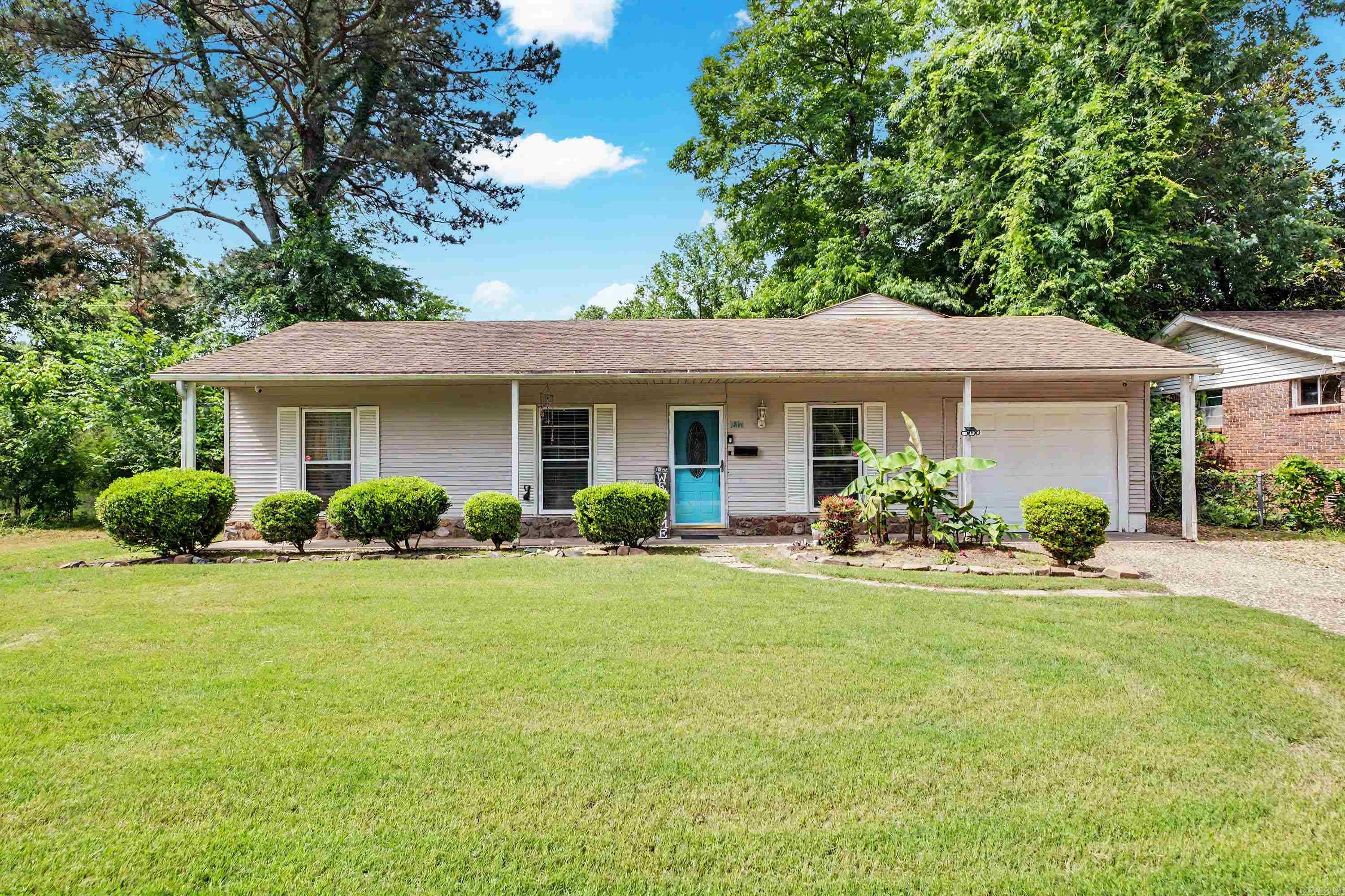 1804 Palomino  Sherwood, AR