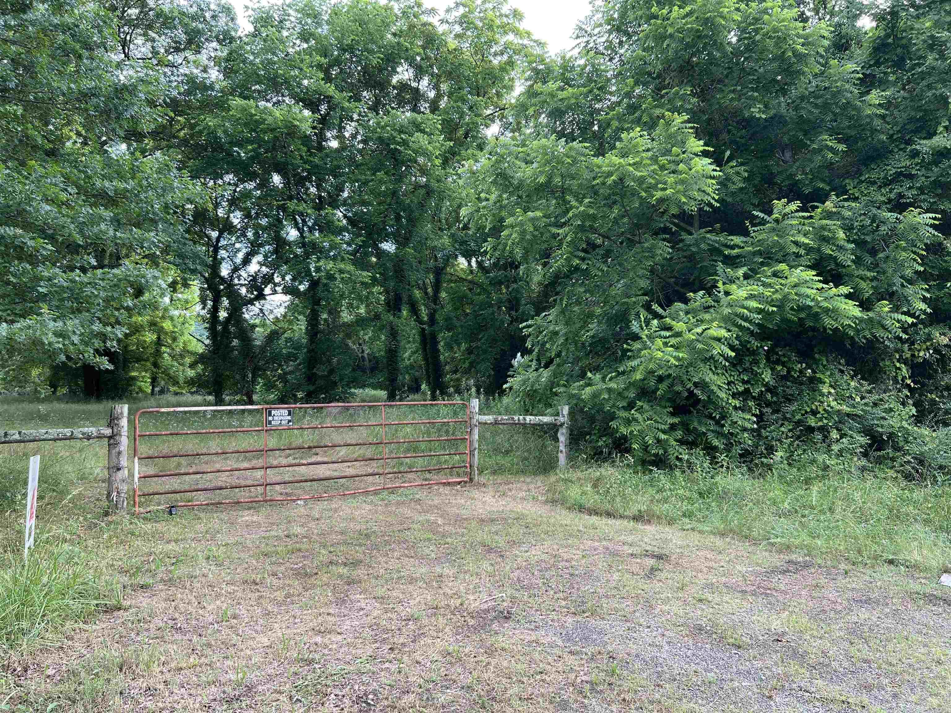 13535 Harkey Valley  Dardanelle, AR