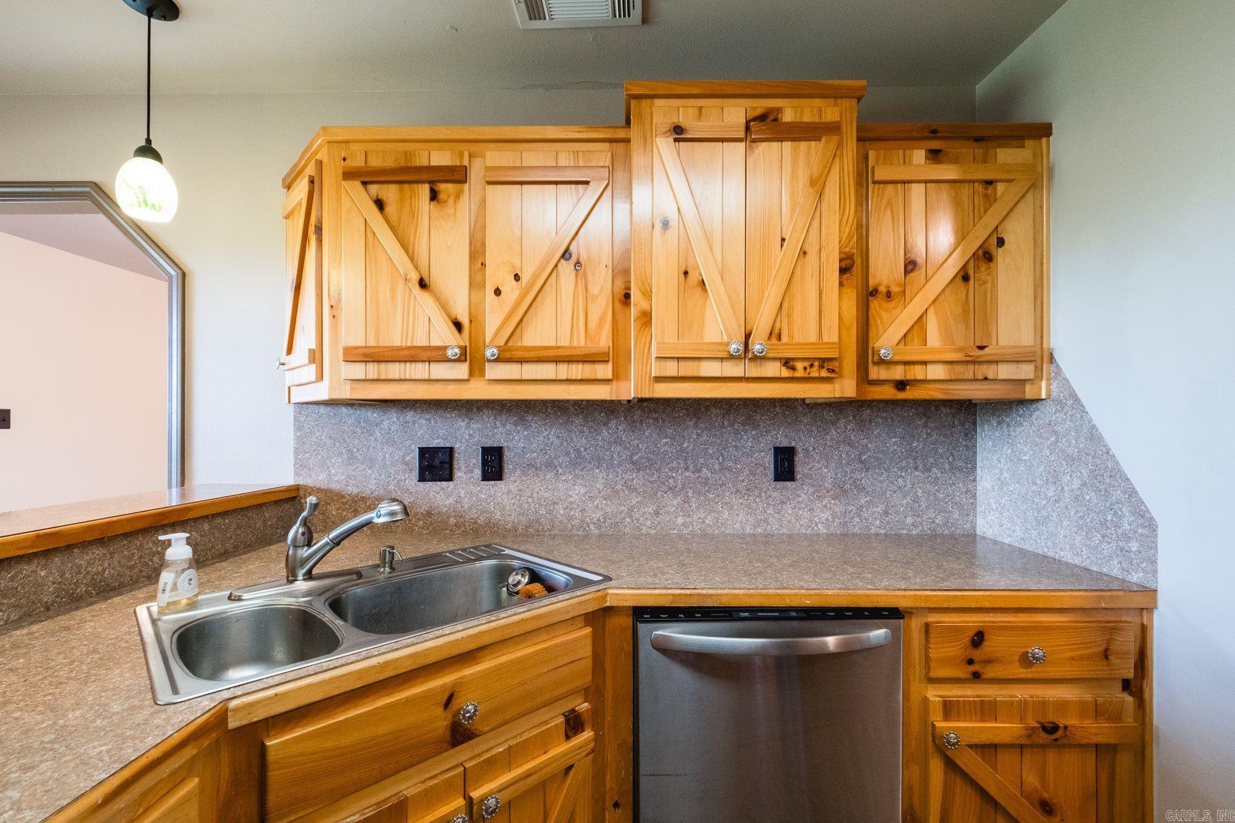 4951 Dixie Lane  Benton, AR