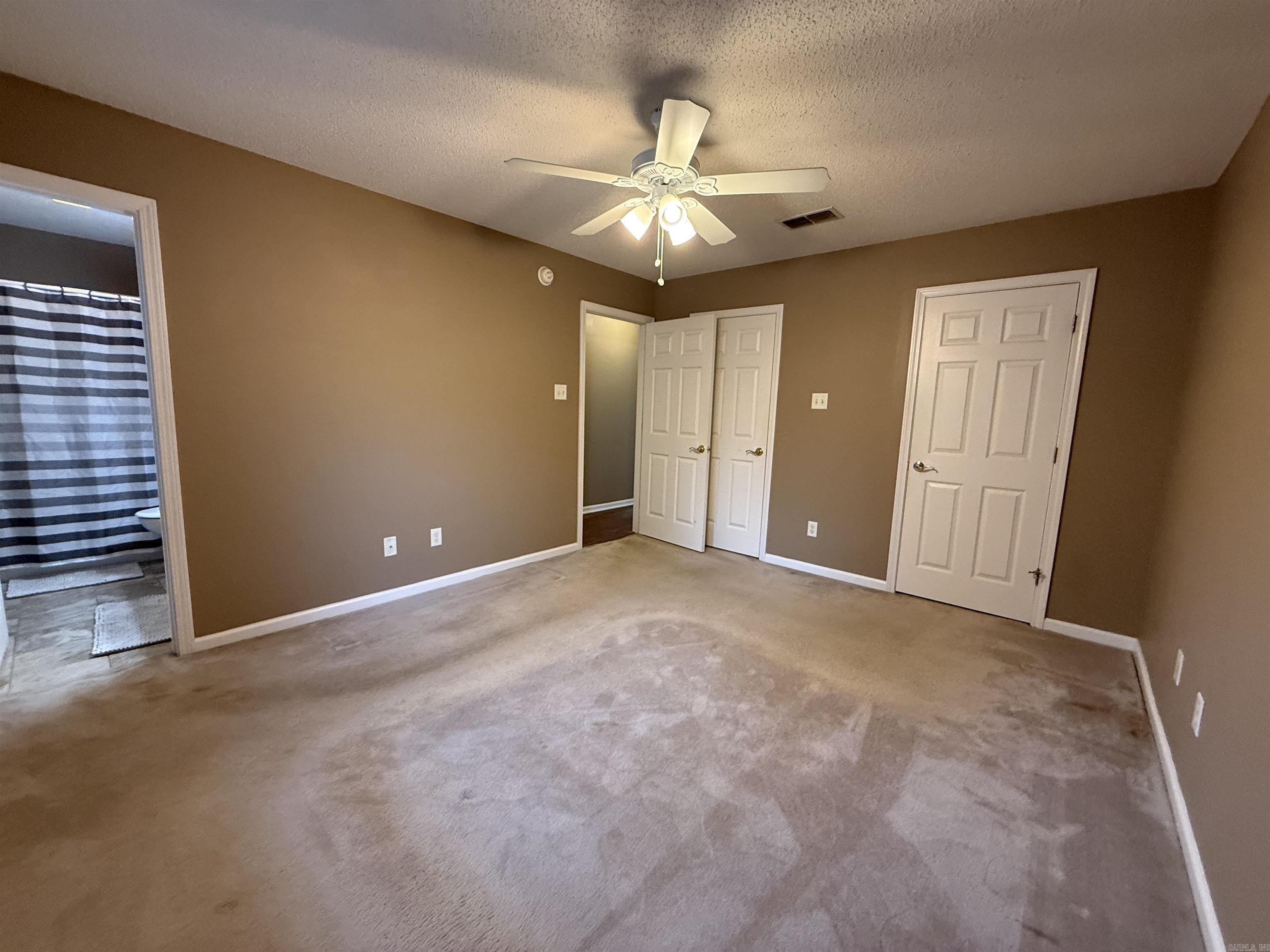 37 Elk Bear  Cabot, AR