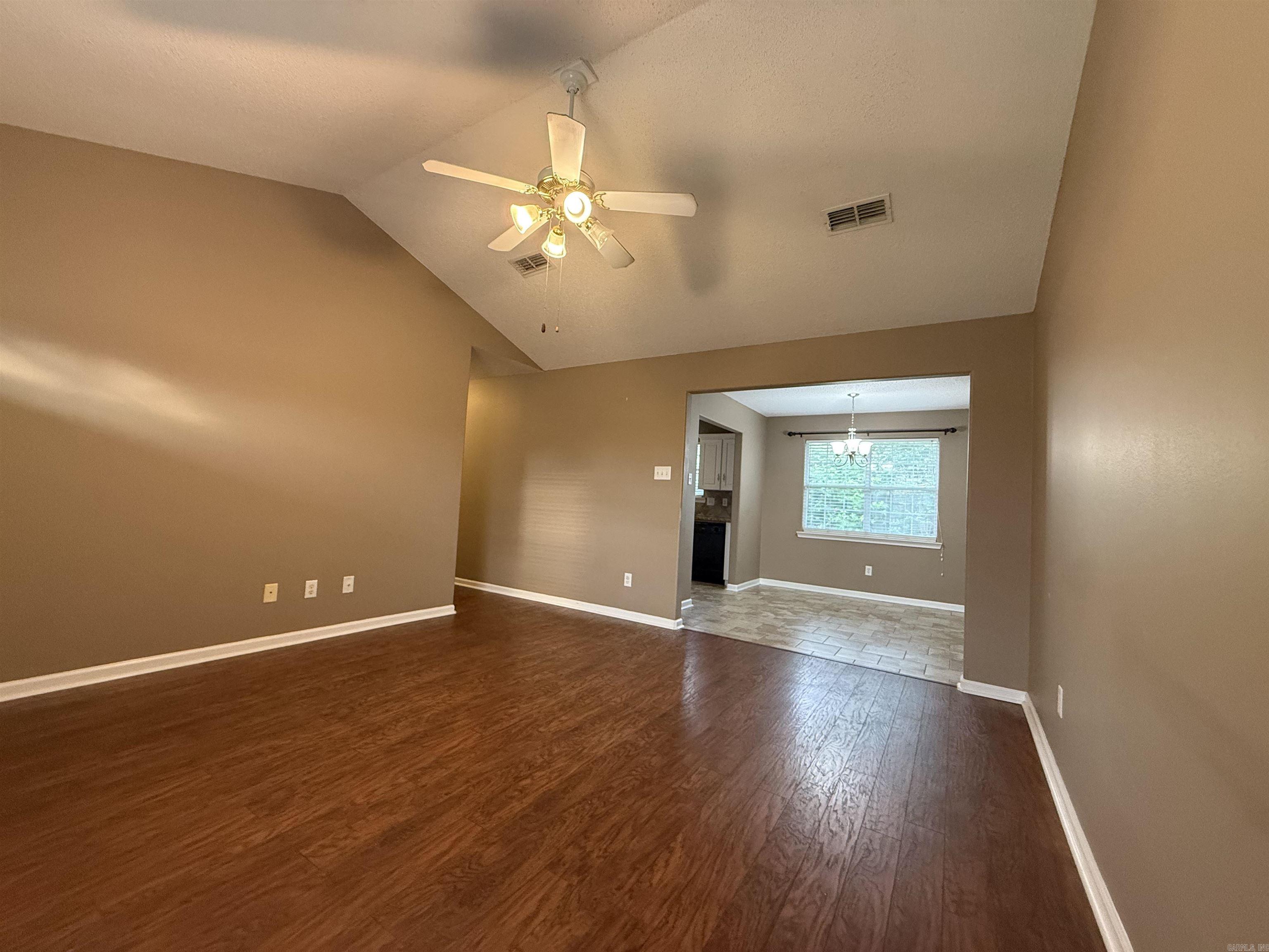37 Elk Bear  Cabot, AR