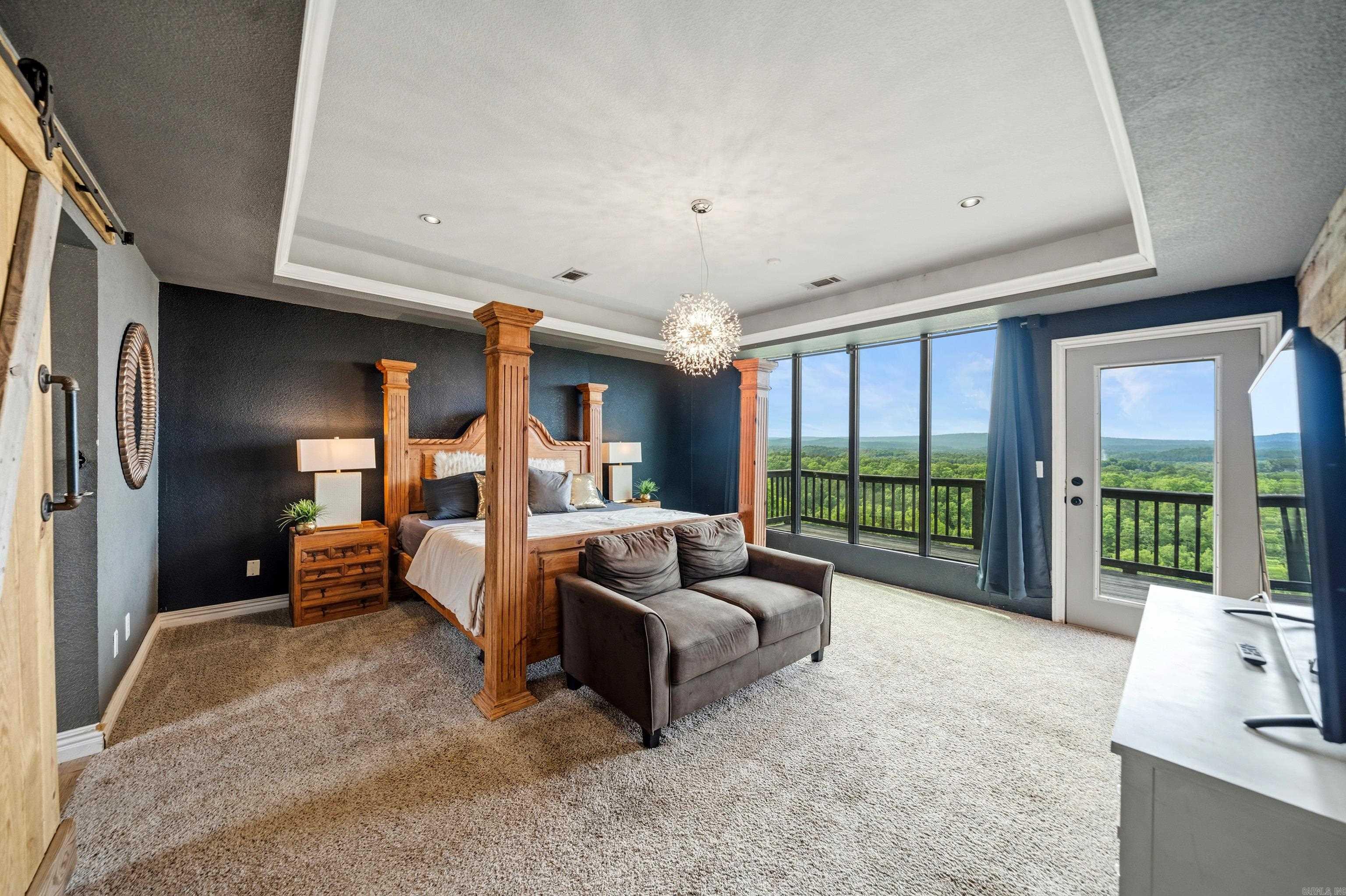 115 East Hawkview Place Royal, AR 71968