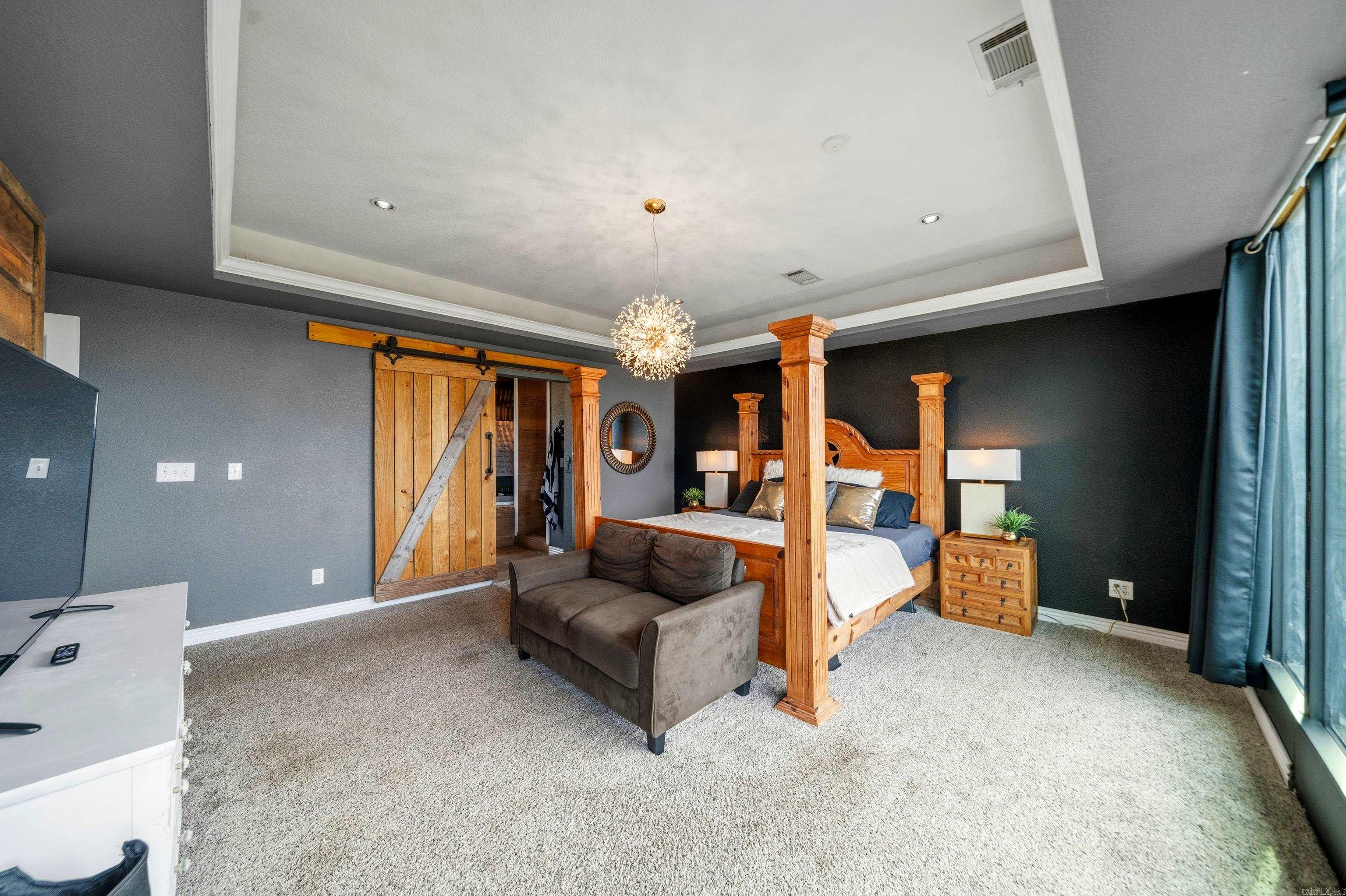 115 East Hawkview  Royal, AR