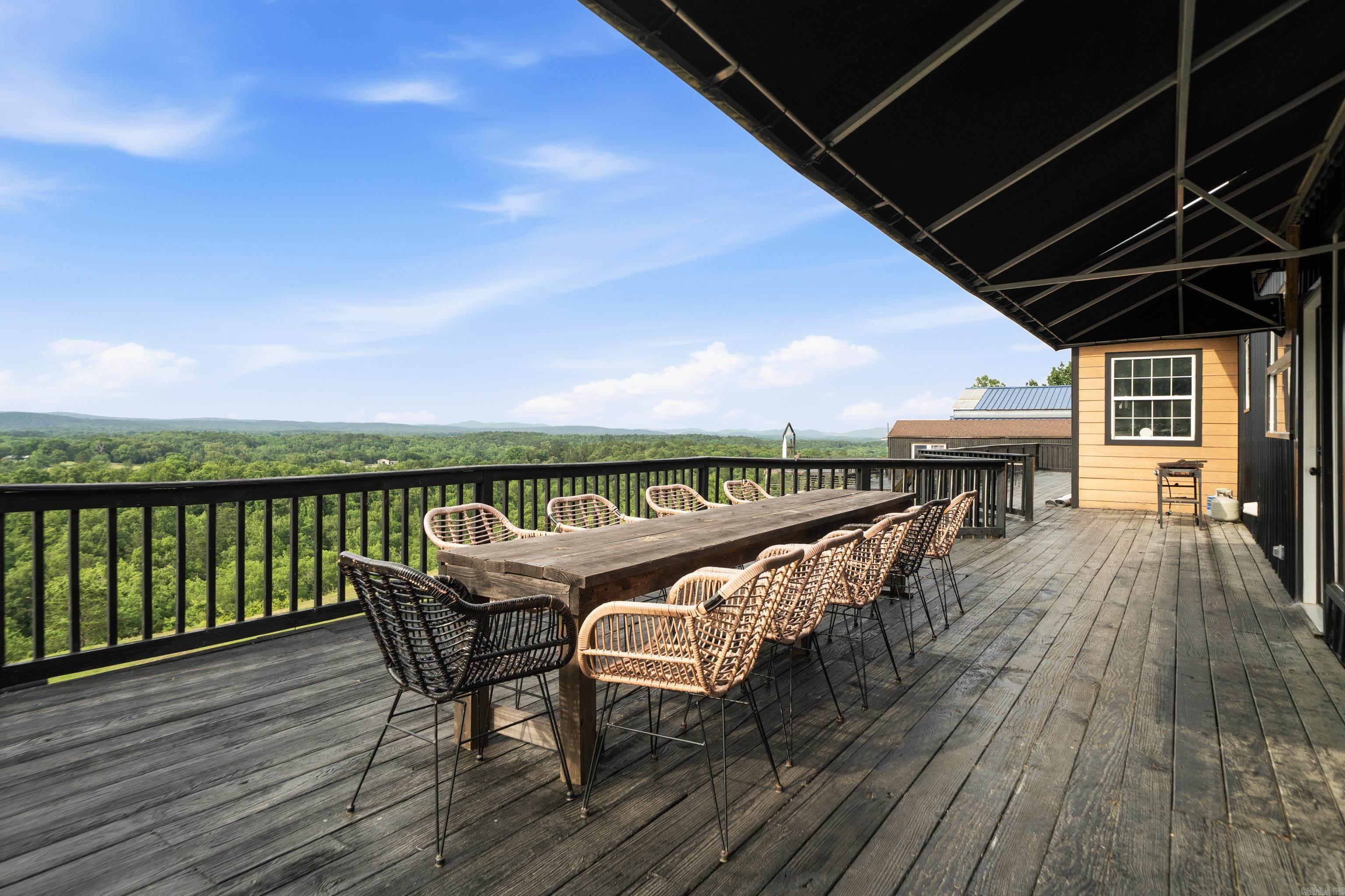 115 East Hawkview  Royal, AR