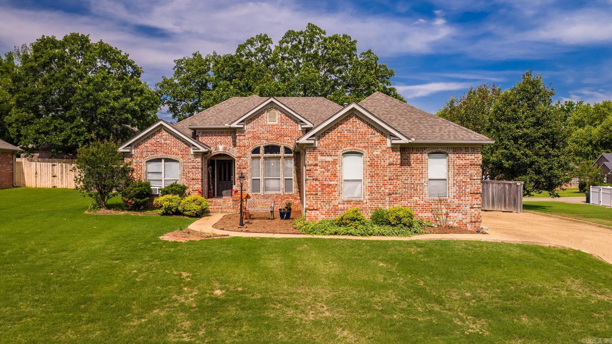 355 Wedgewood Pt  Conway, AR
