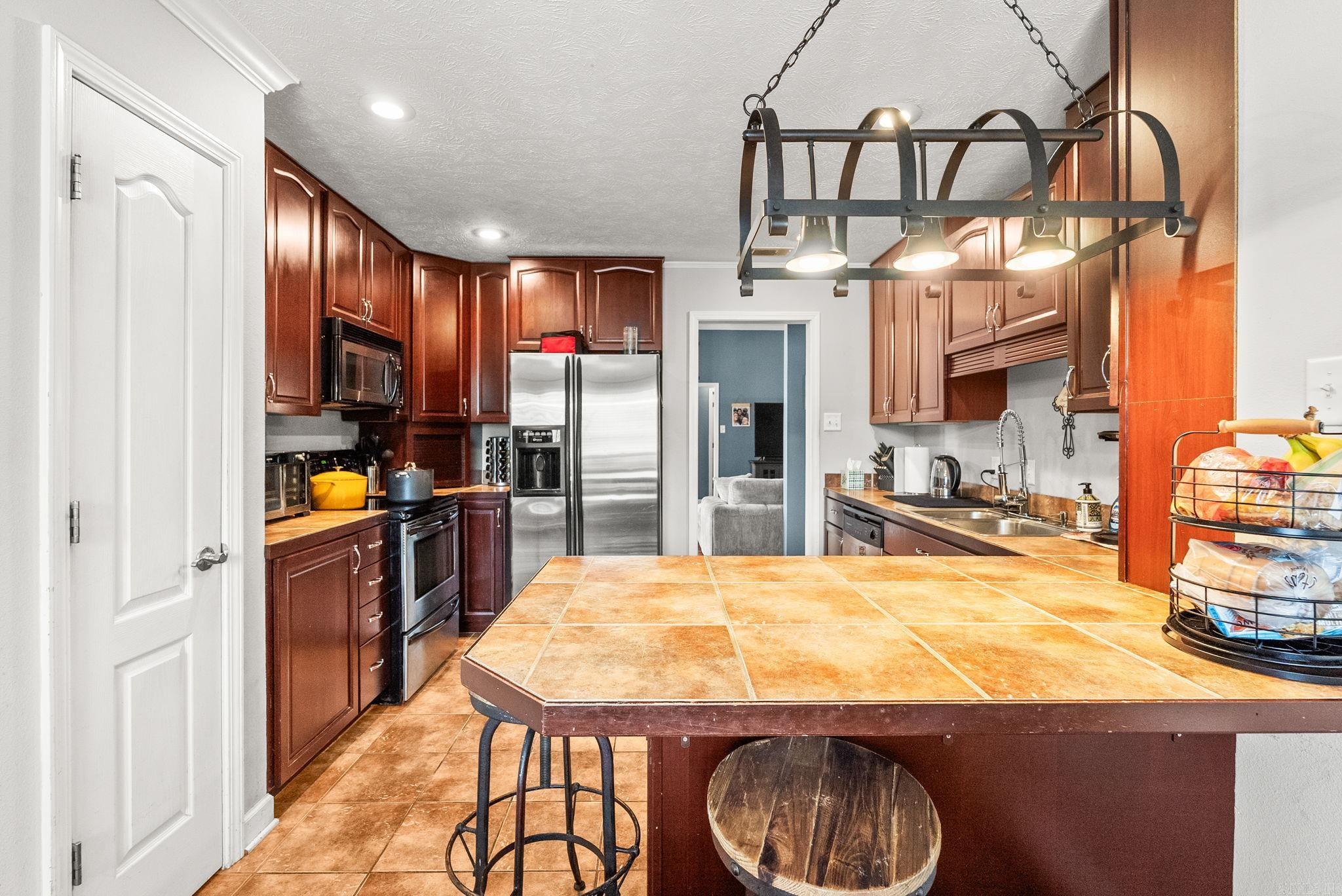 355 Wedgewood Pt  Conway, AR