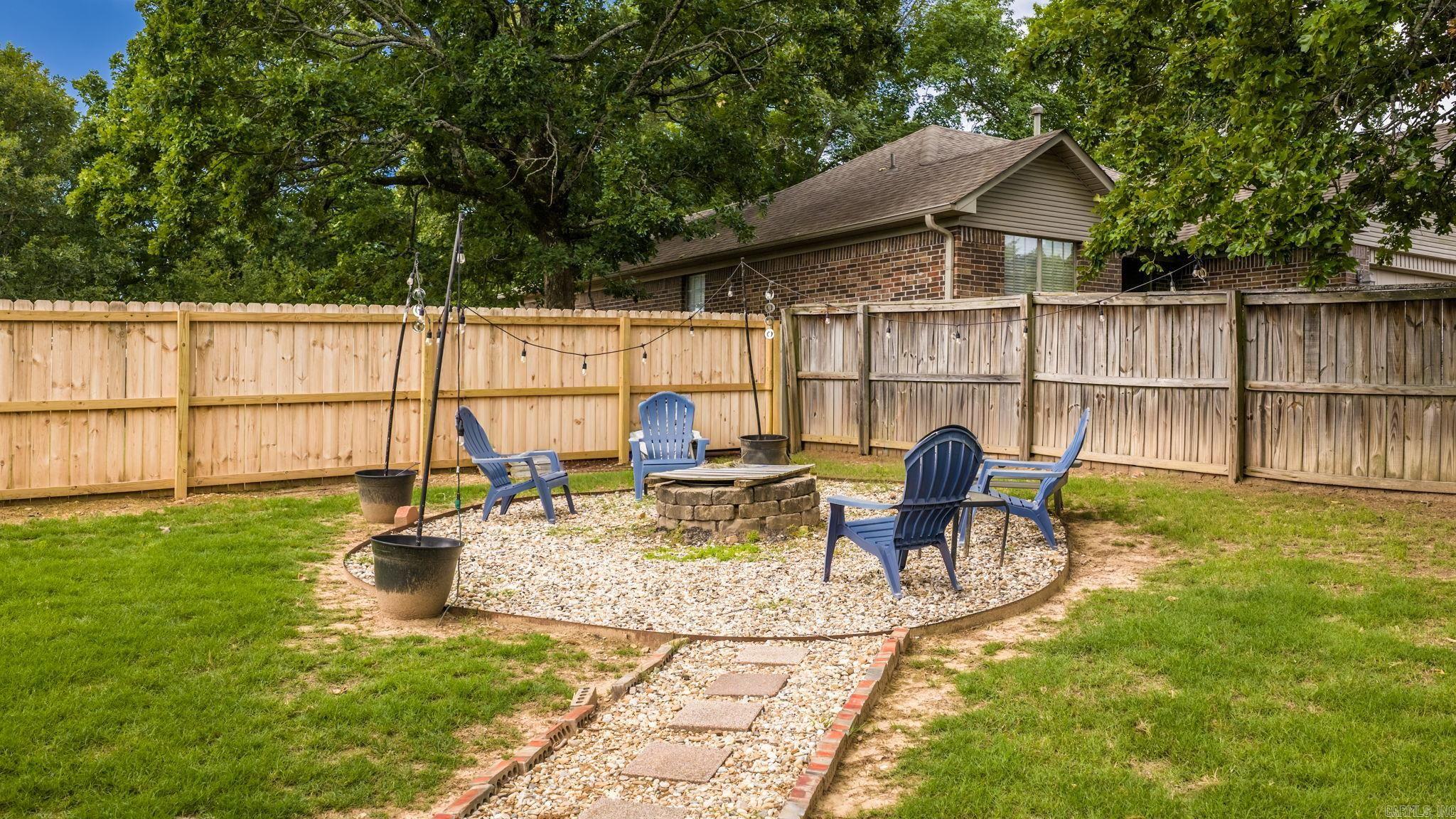 355 Wedgewood Pt  Conway, AR