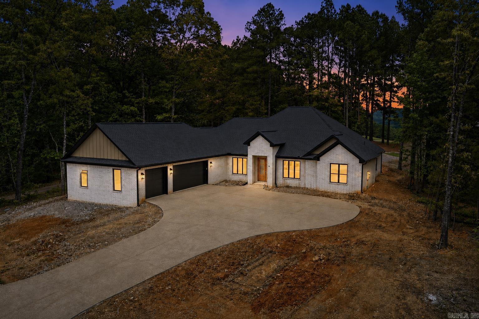 81  Elcano  Hot Springs Village, AR