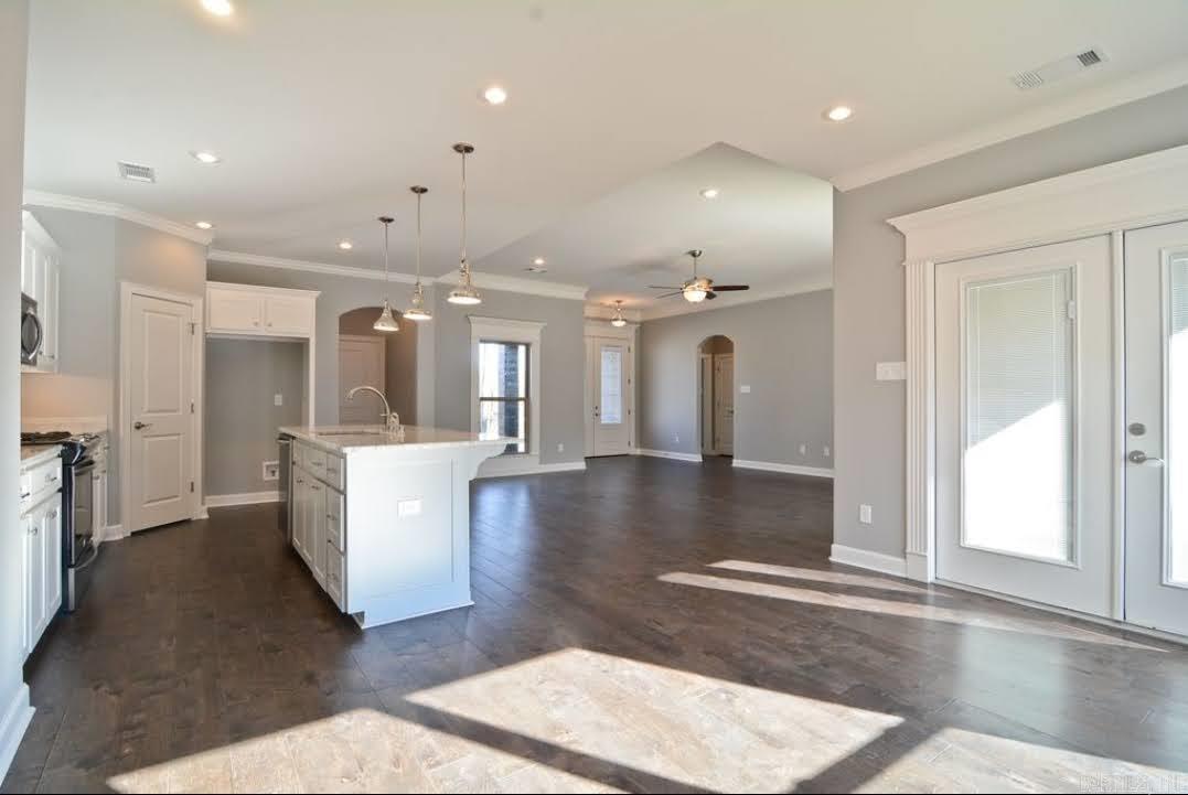 9517 Meadow Valley  Sherwood, AR