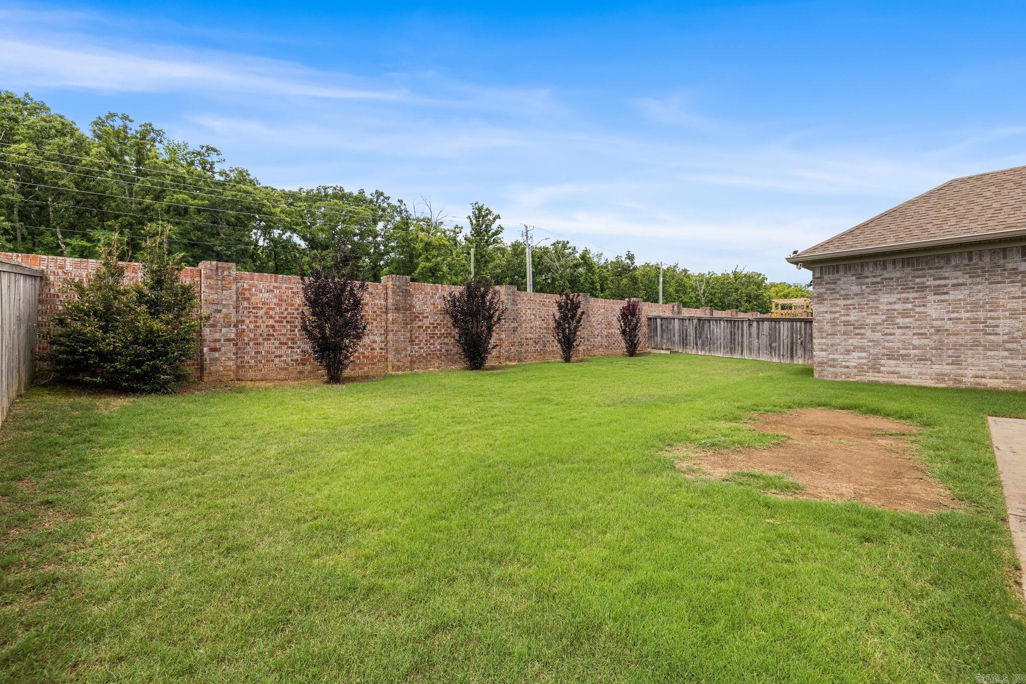 9517 Meadow Valley  Sherwood, AR