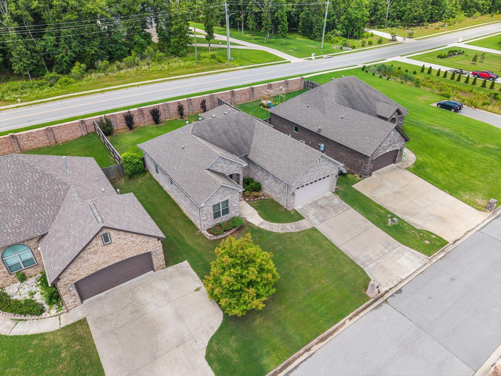 9517 Meadow Valley  Sherwood, AR