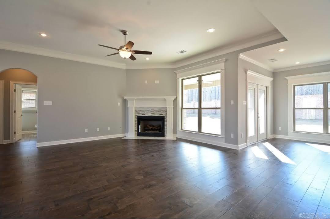 9517 Meadow Valley  Sherwood, AR