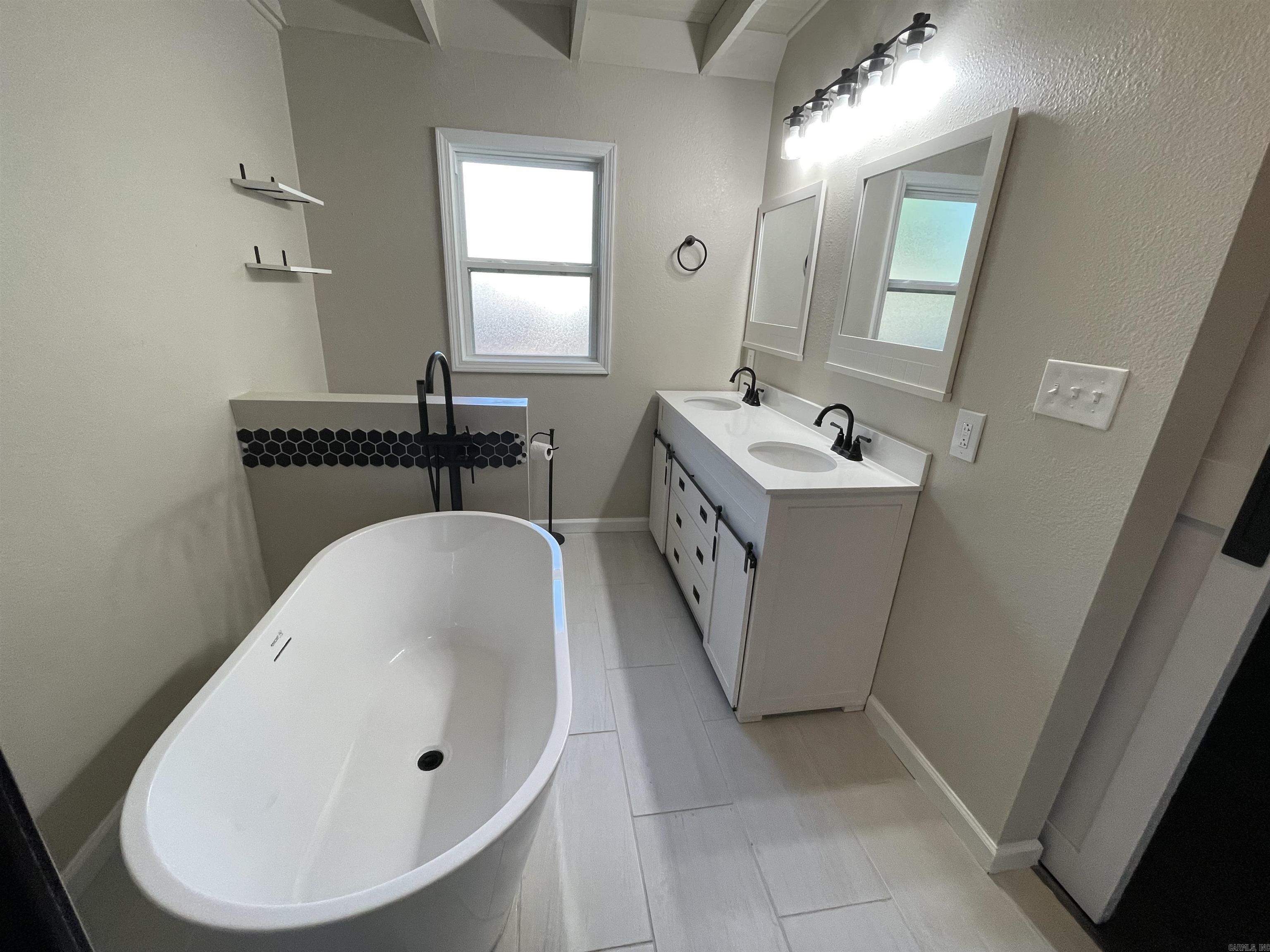 1025 Edwards  Malvern, AR