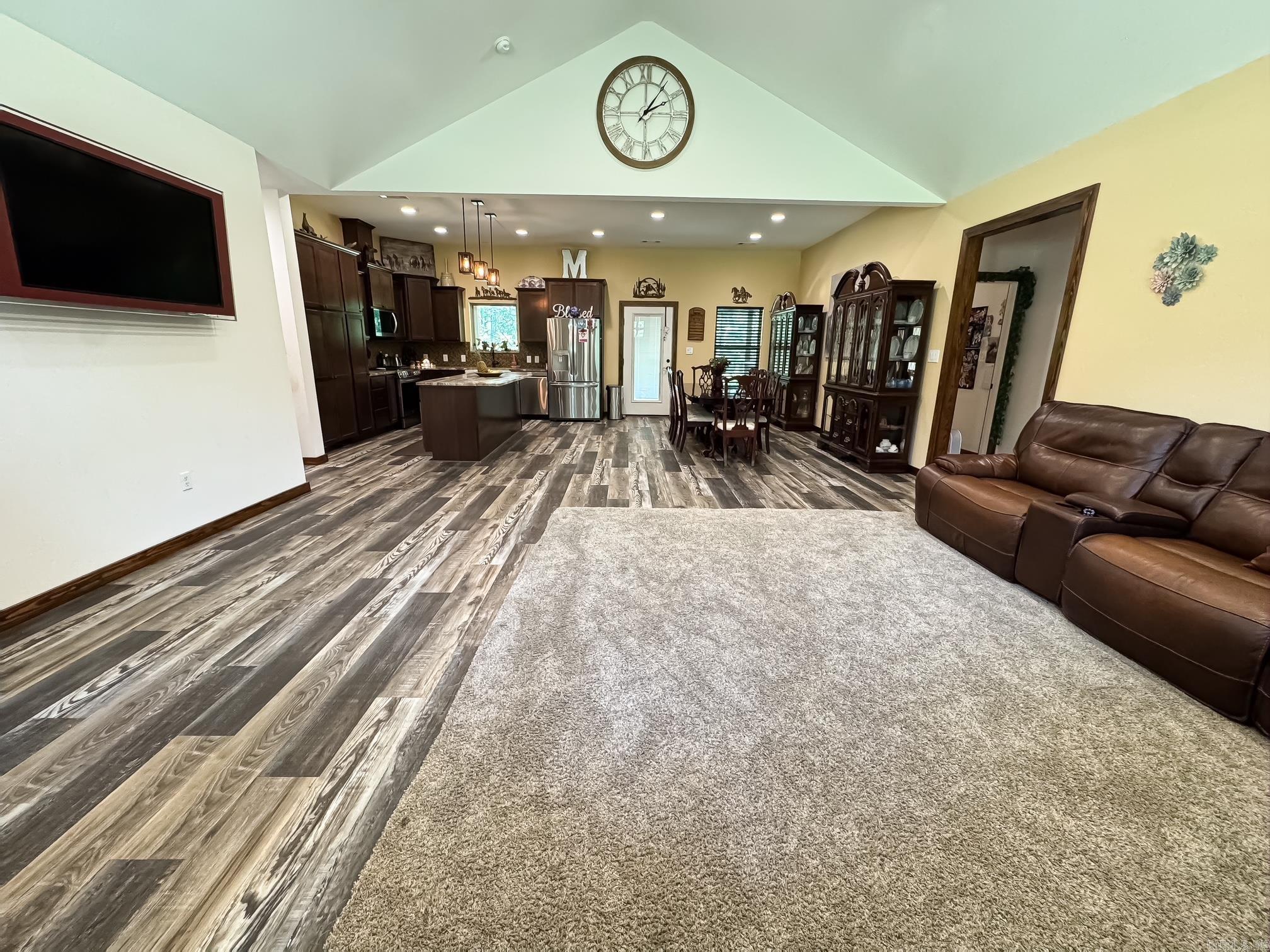 5111 Oklahoma Inn Road Benton, AR 72015