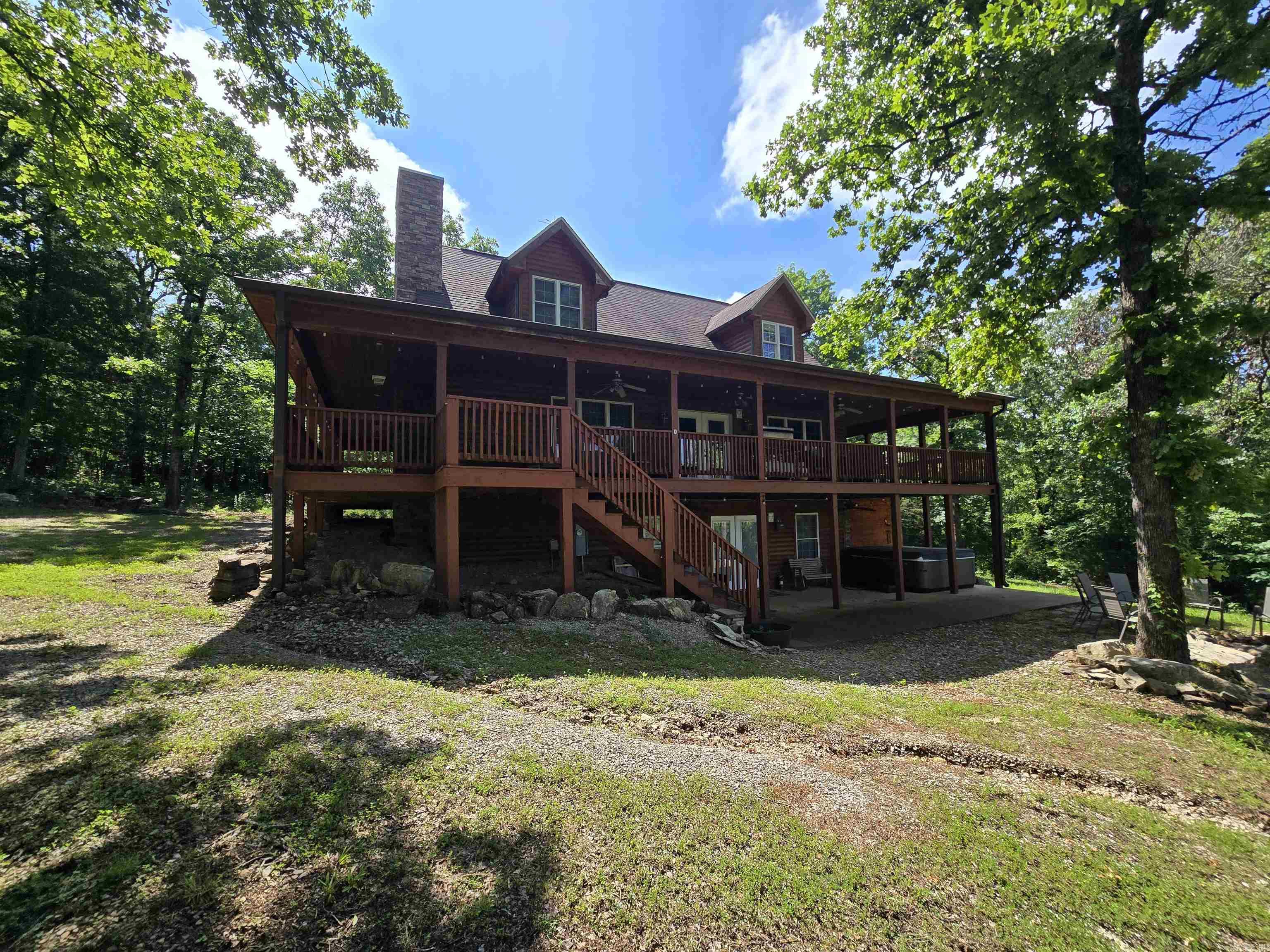 205 Cooper Kate  Norfork, AR