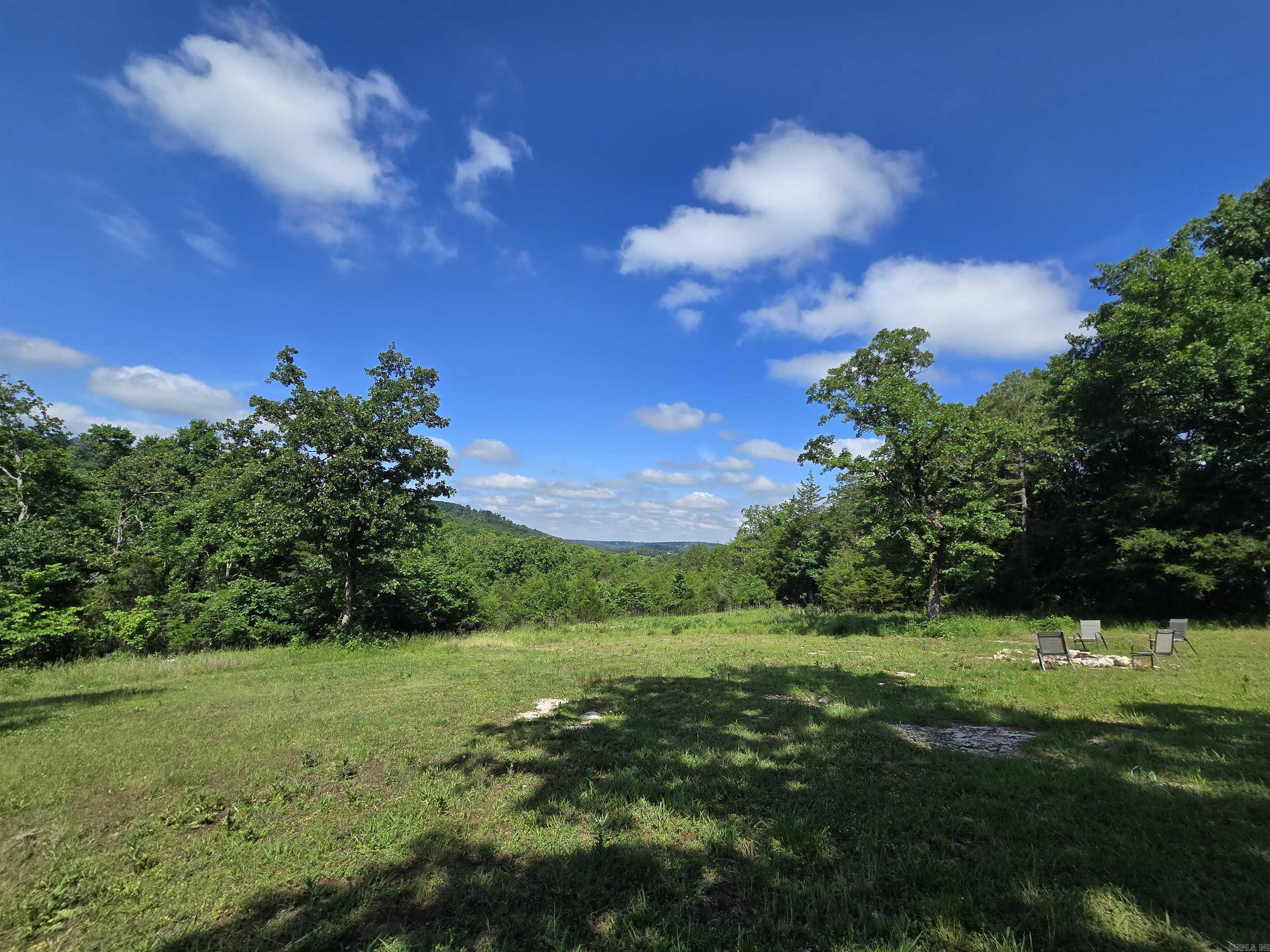 205 Cooper Kate  Norfork, AR