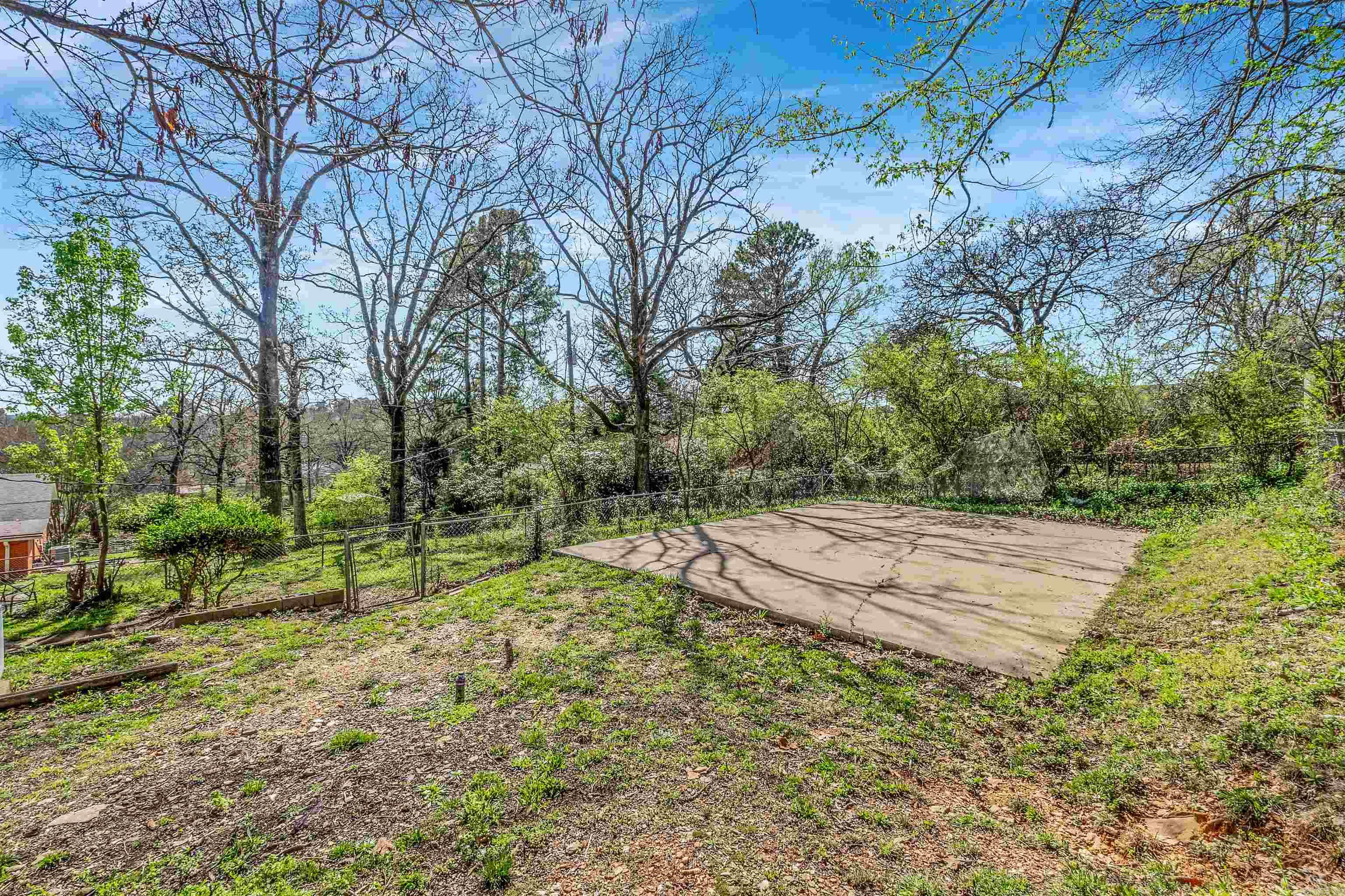 1112 N Hughes  Little Rock, AR