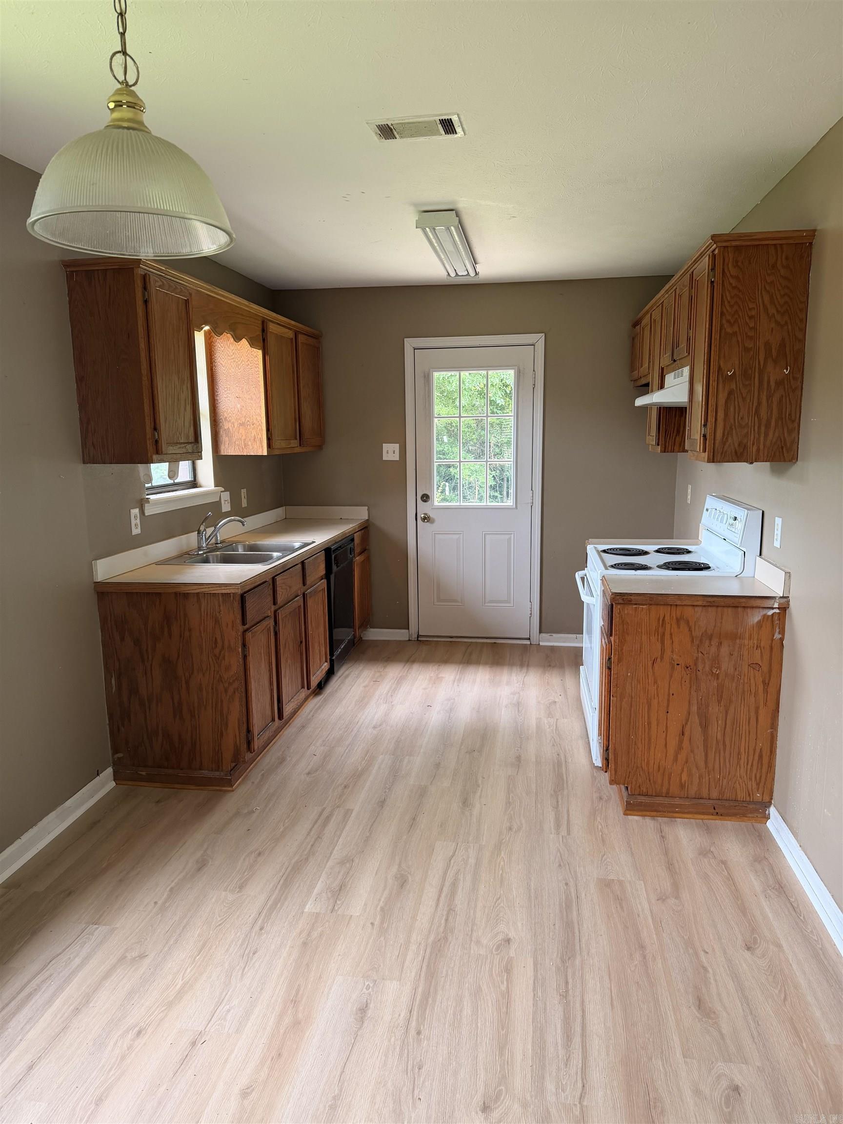 2575 Winchester  Conway, AR