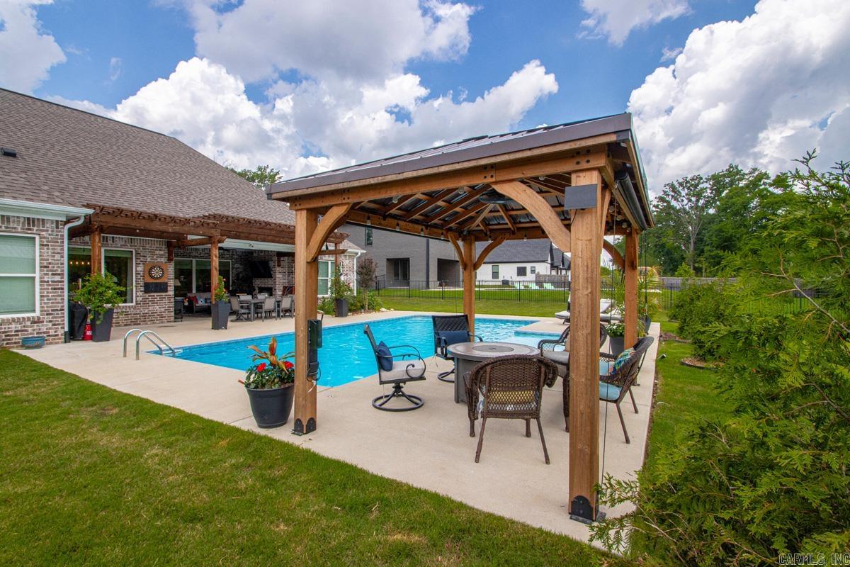 7750 S Shoreline  Benton, AR