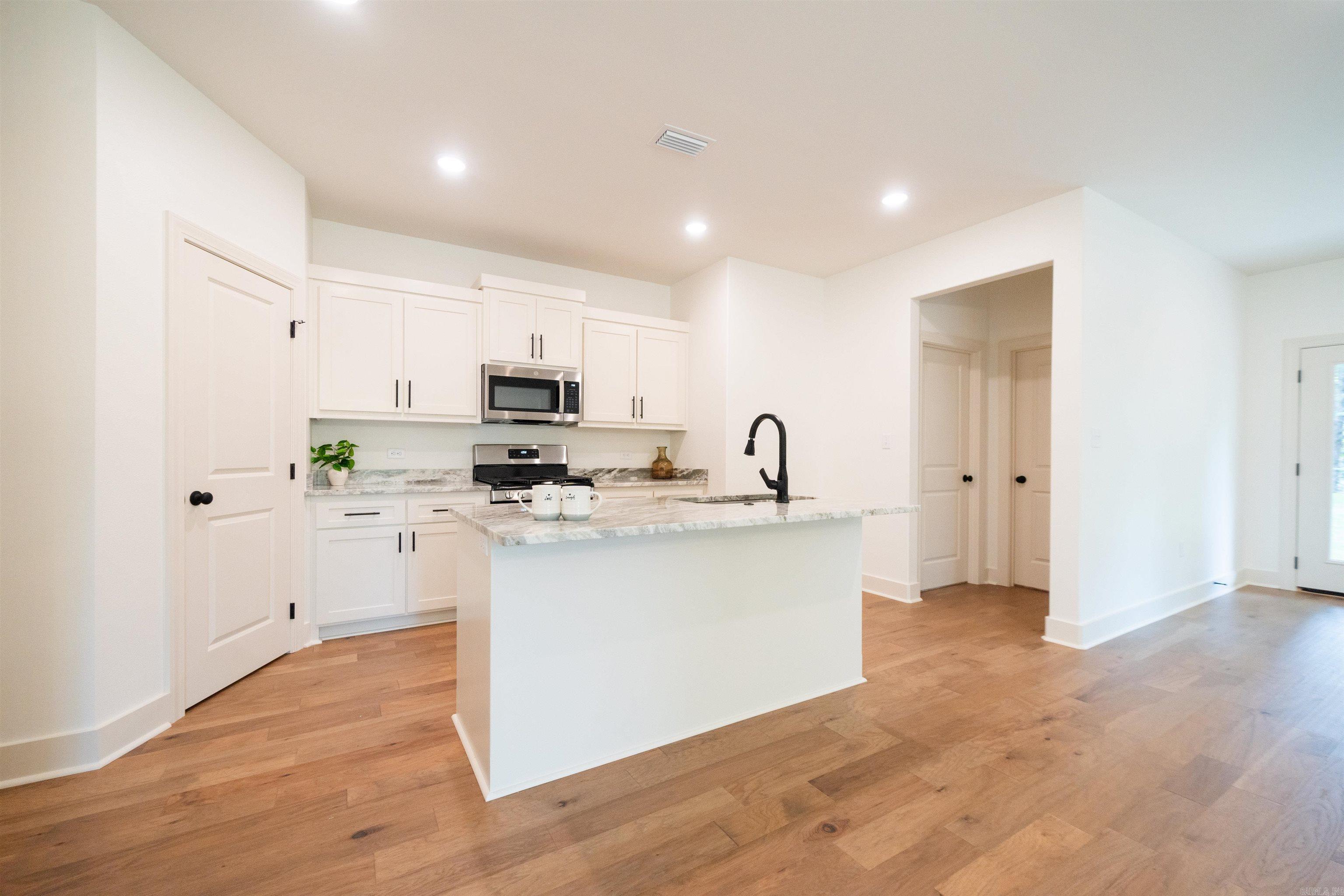 1115 Nix  Little Rock, AR