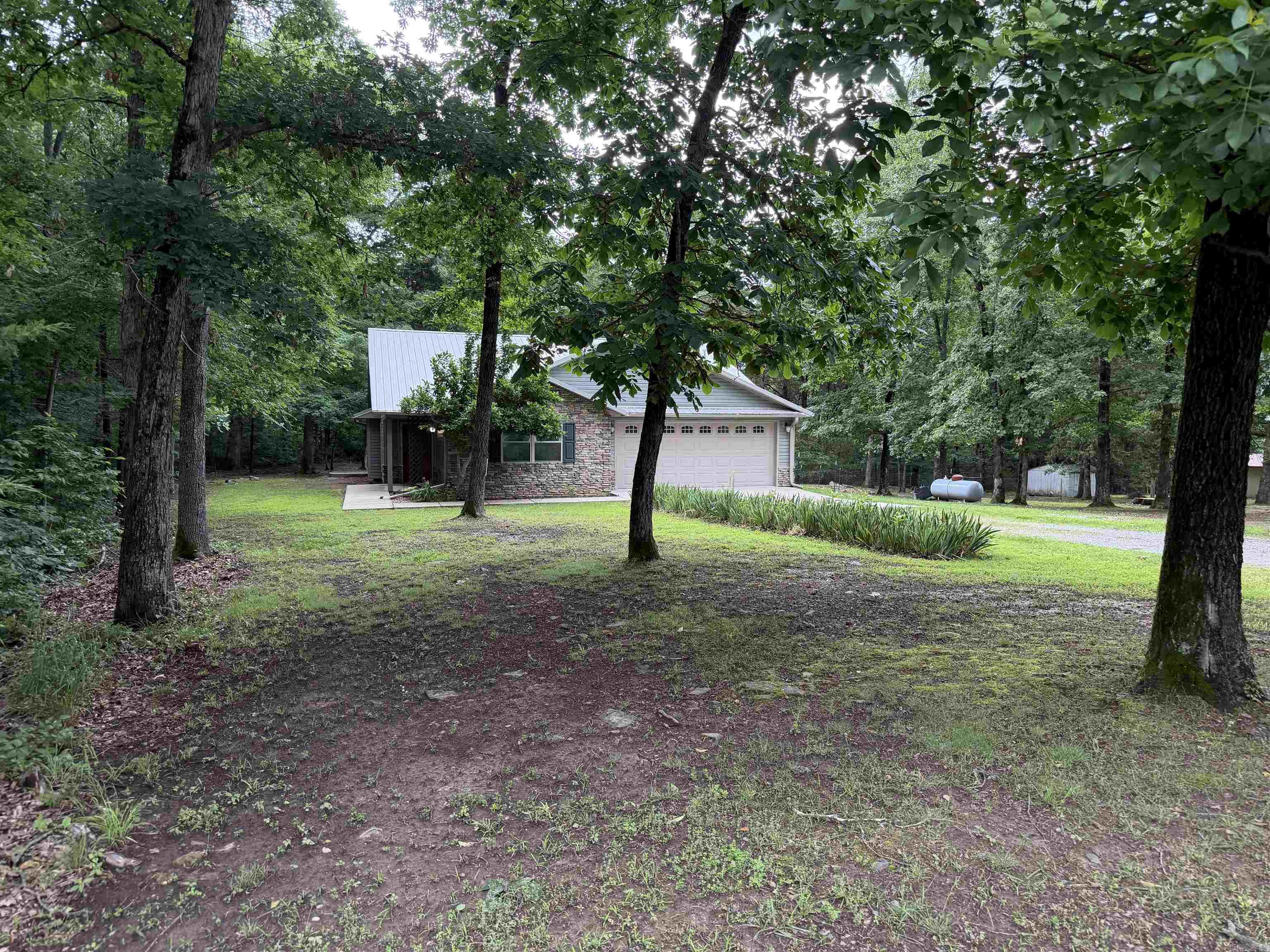 252 J Lynne  Mountain View, AR