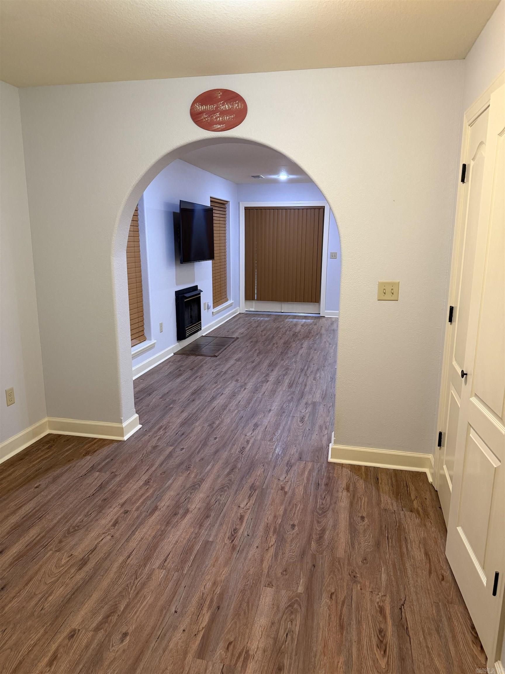 252 J Lynne  Mountain View, AR