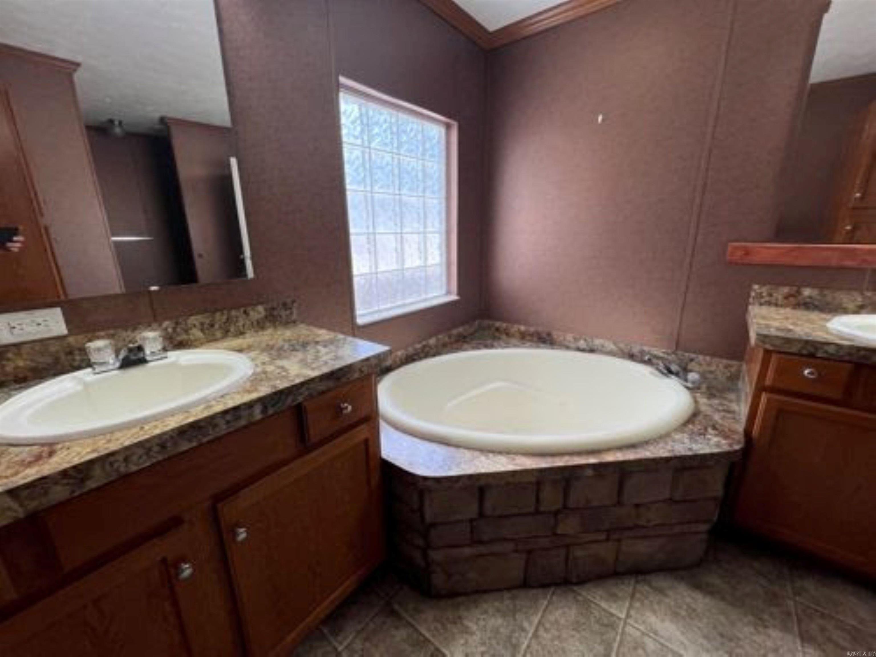 216 N Columbia  Almyra, AR