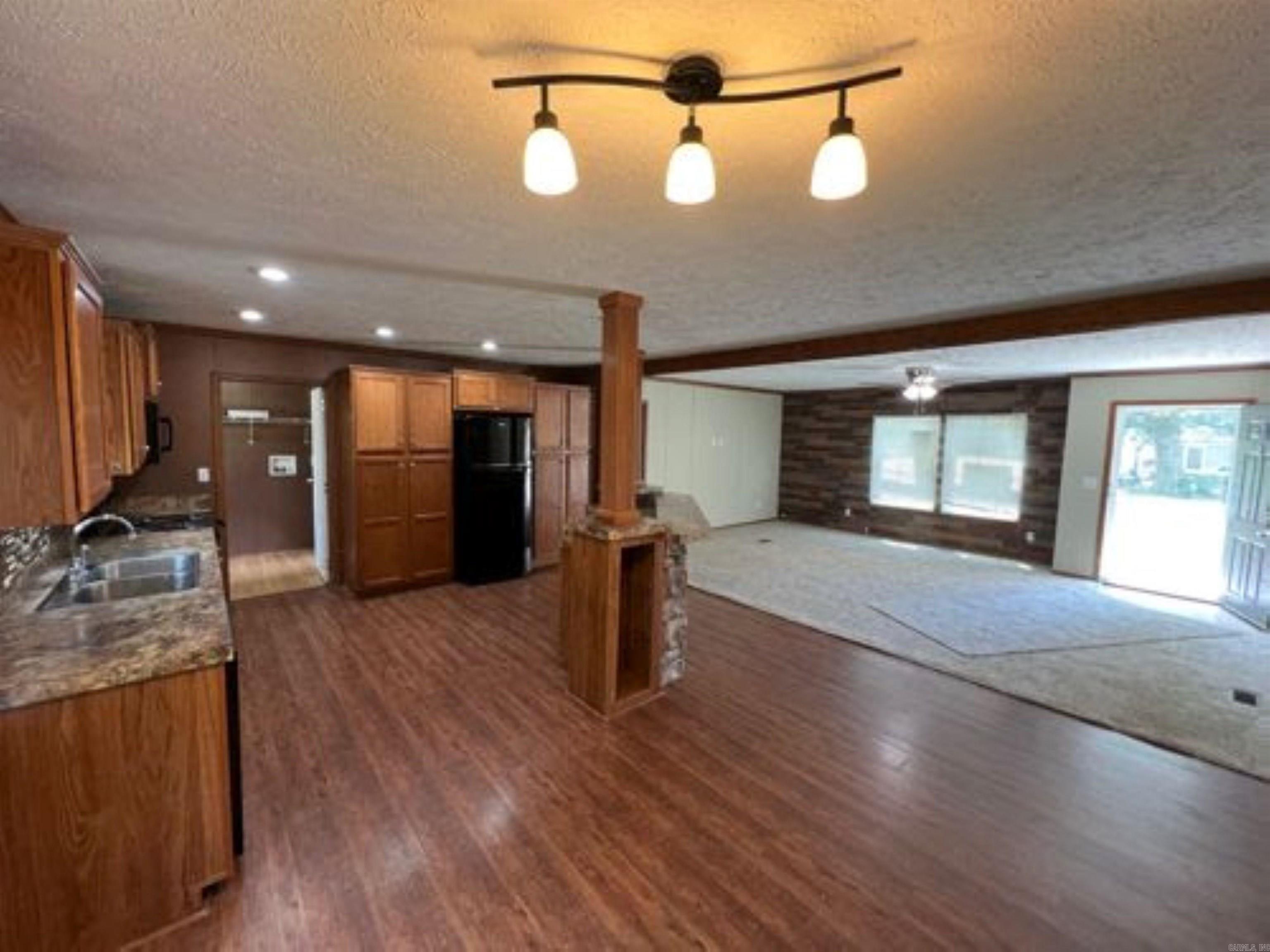 216 N Columbia  Almyra, AR