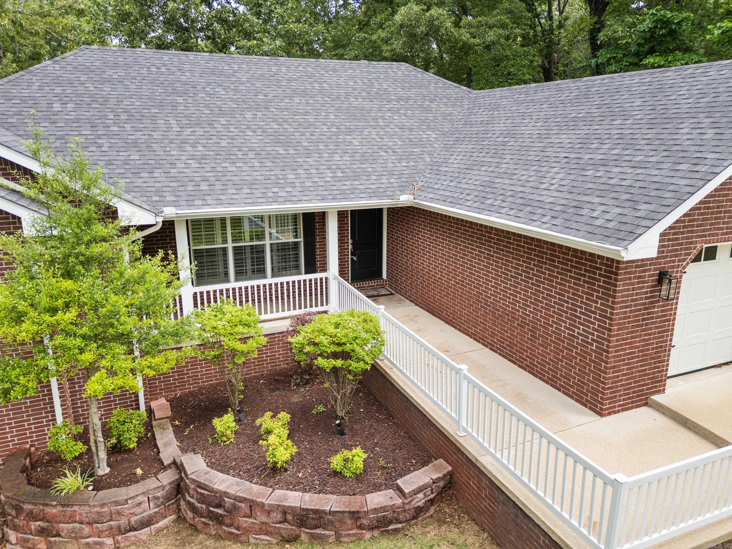 96 Woodcreek Court  Mountain Home, AR