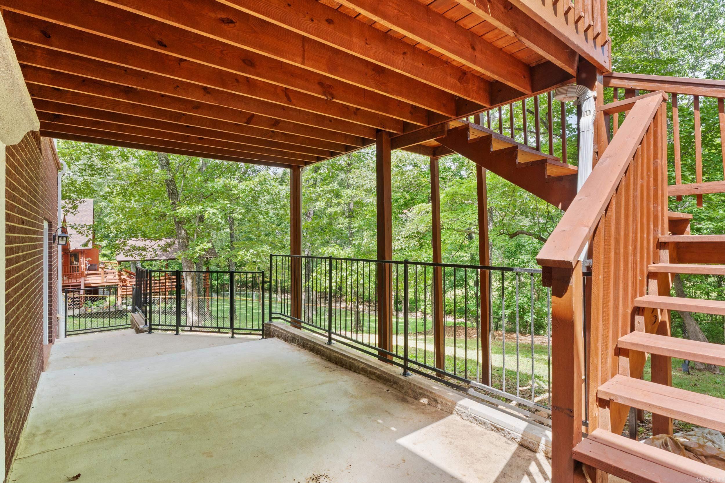 96 Woodcreek Court  Mountain Home, AR