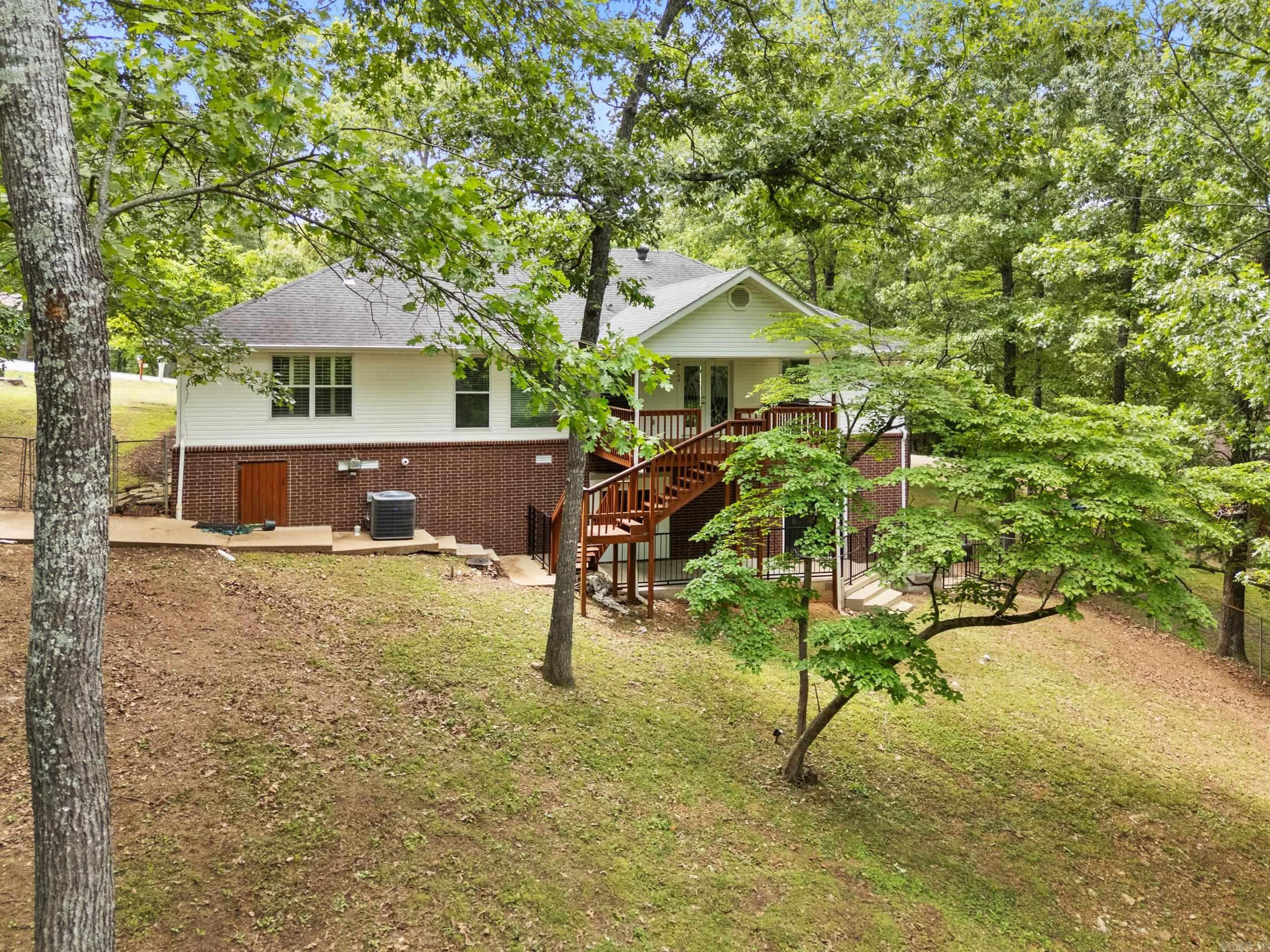 96 Woodcreek Court  Mountain Home, AR