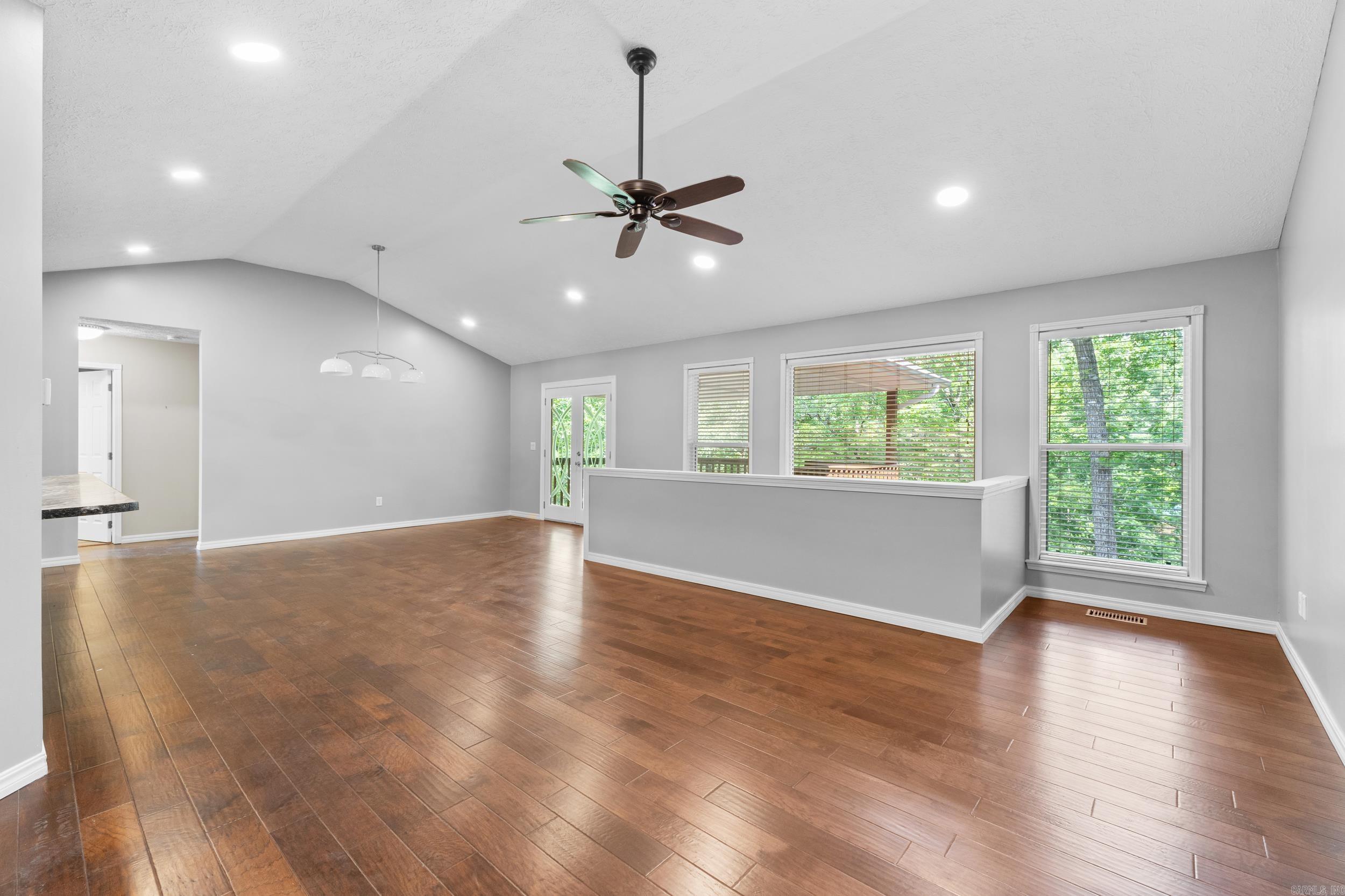 96 Woodcreek Court  Mountain Home, AR