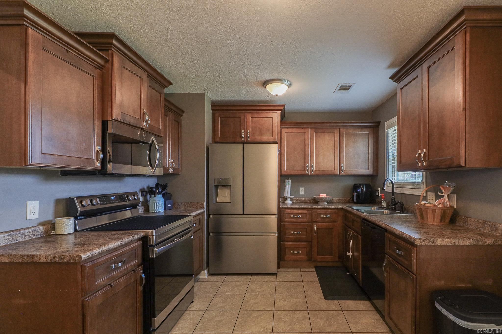 1209 Dillon  Trumann, AR