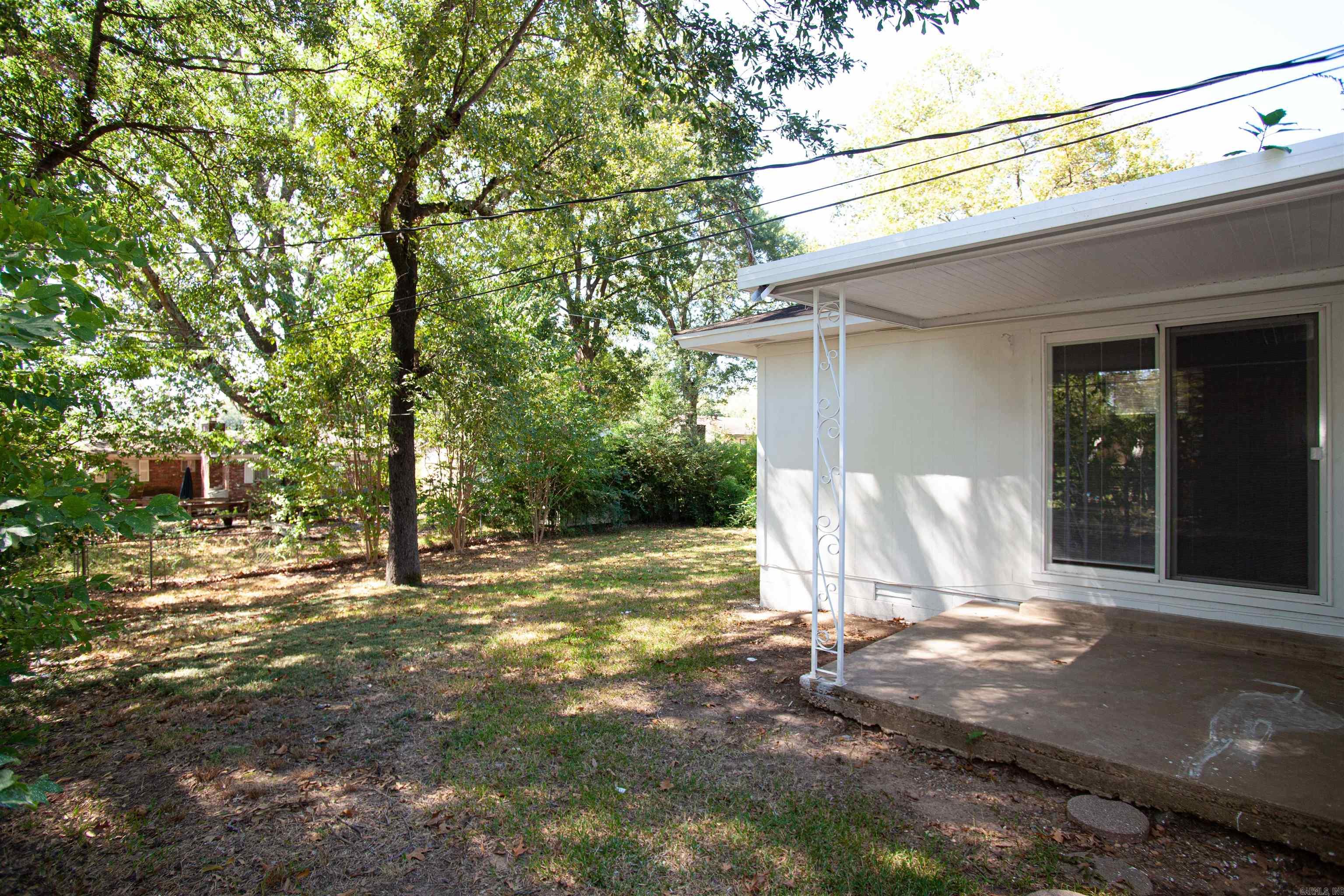 214 Gilbert Dr  Little Rock, AR