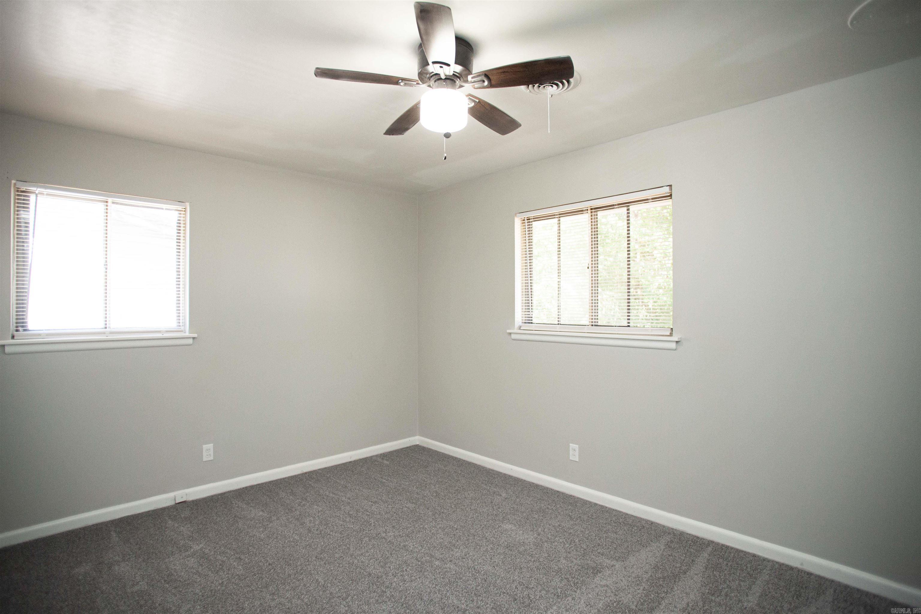 214 Gilbert Dr  Little Rock, AR