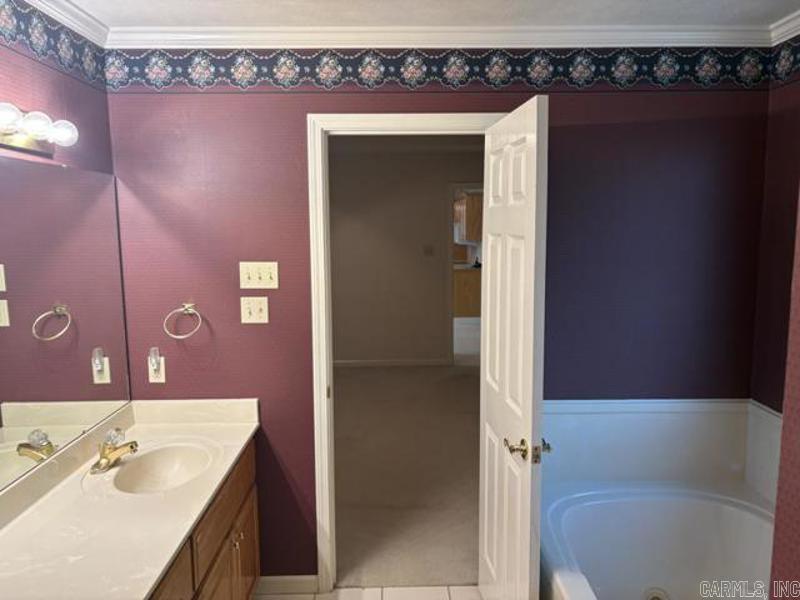 2125 Sprucewood  Conway, AR