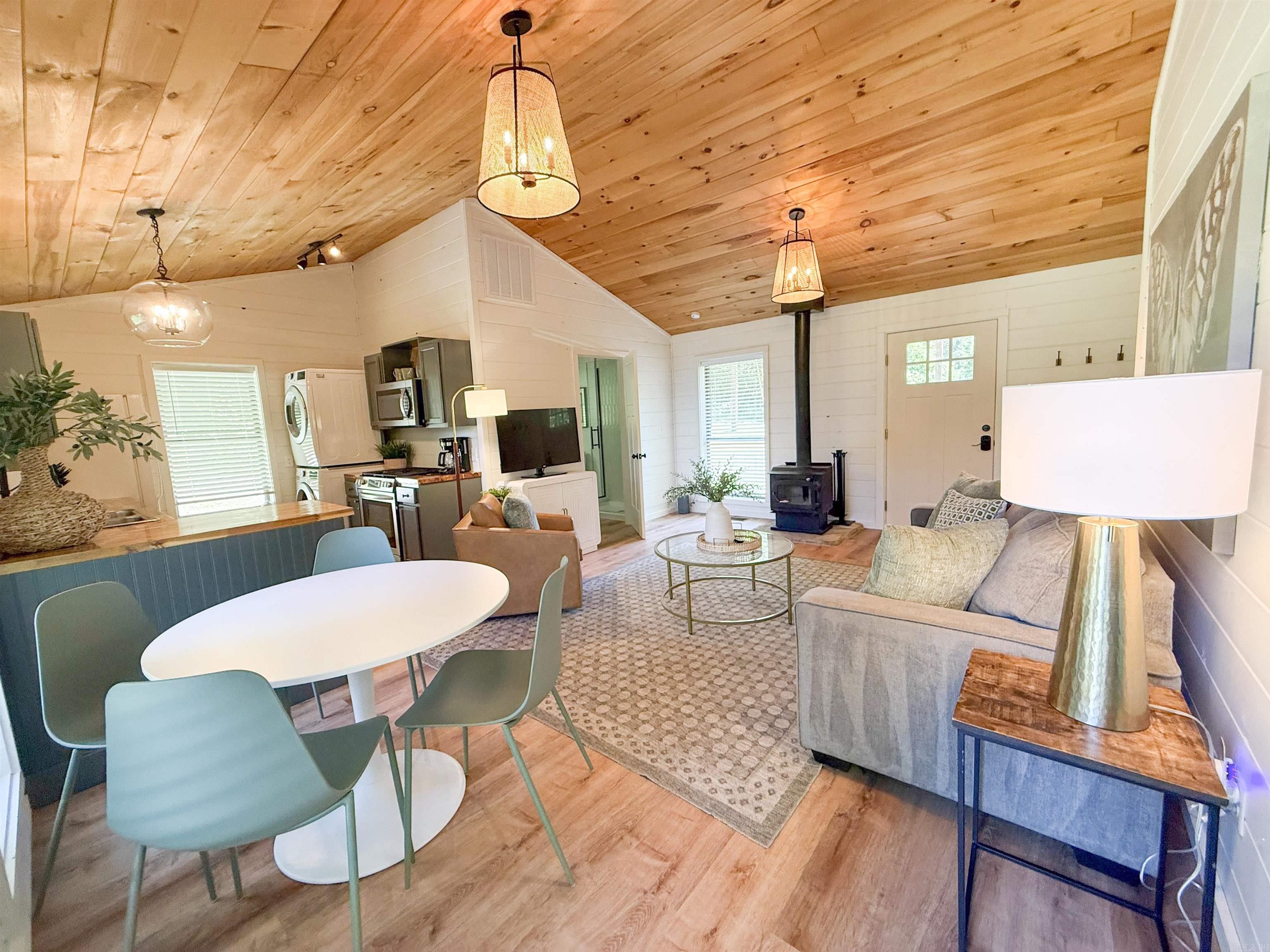 232 Double Bridge Loop  Mountain View, AR