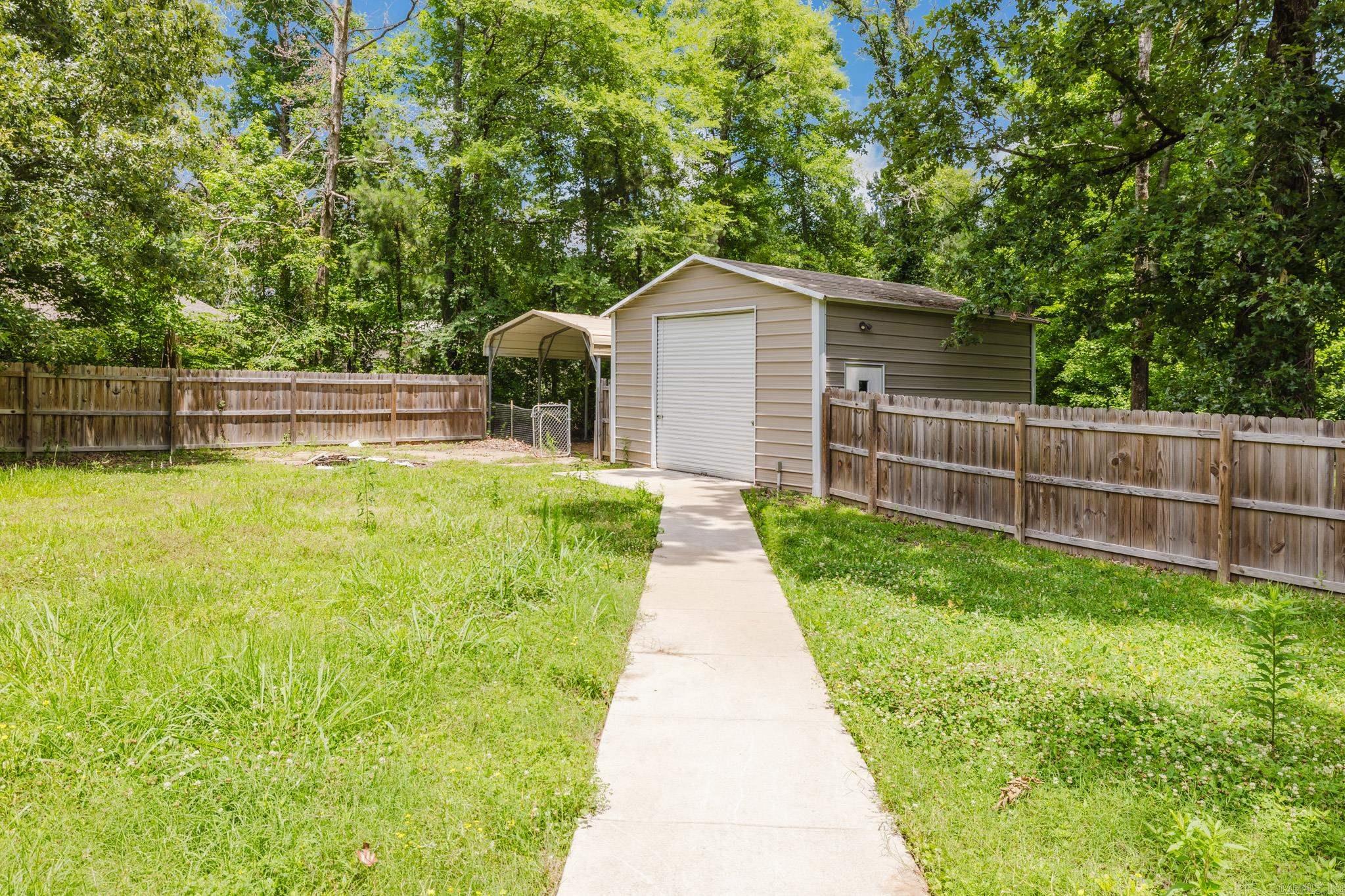 8507 Benmor Dr  Pine Bluff, AR