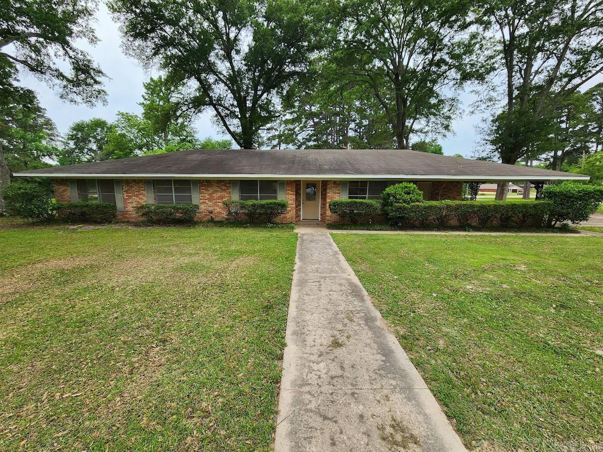 600 S Pine  Junction City, LA