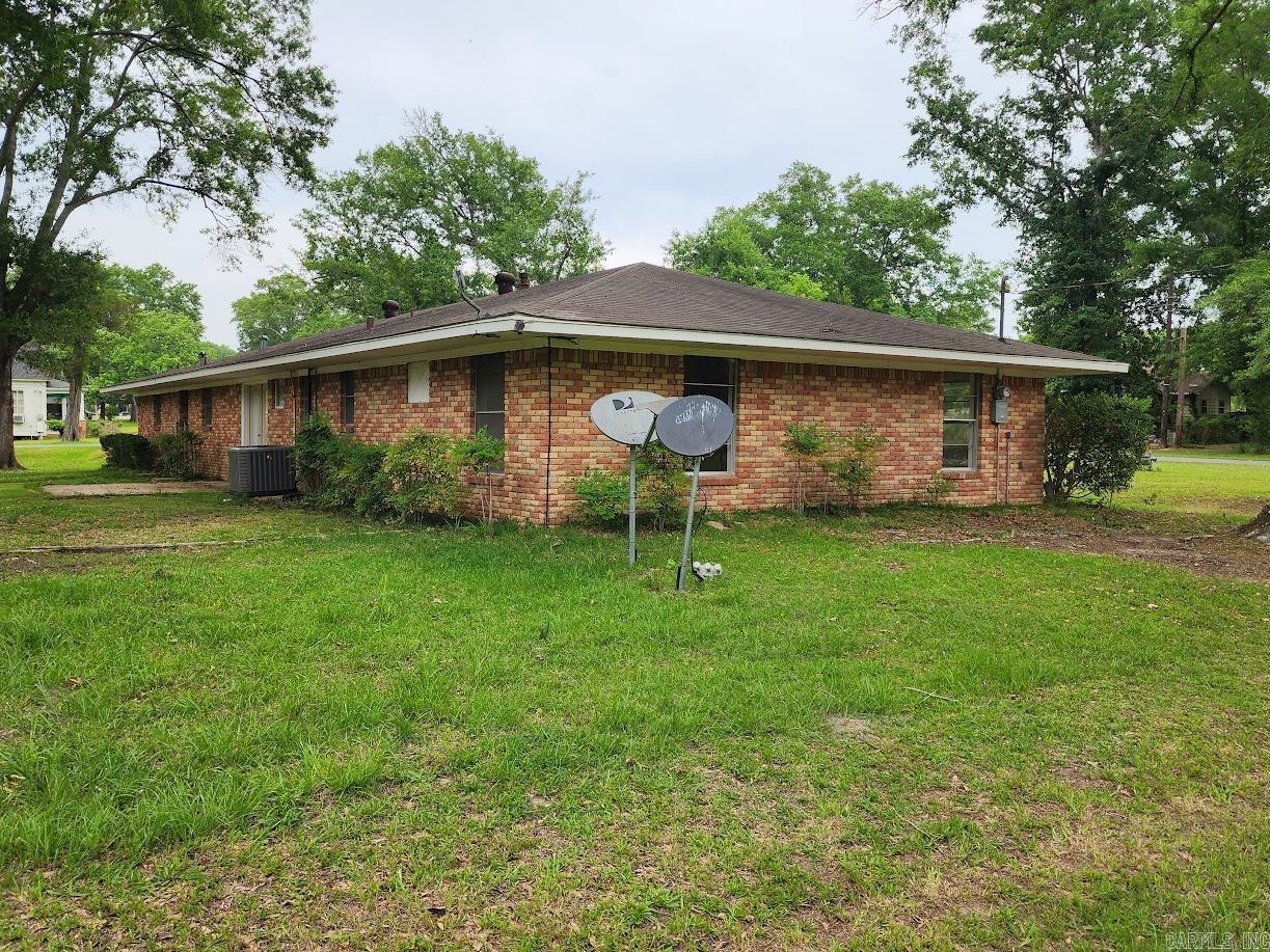 600 S Pine  Junction City, LA