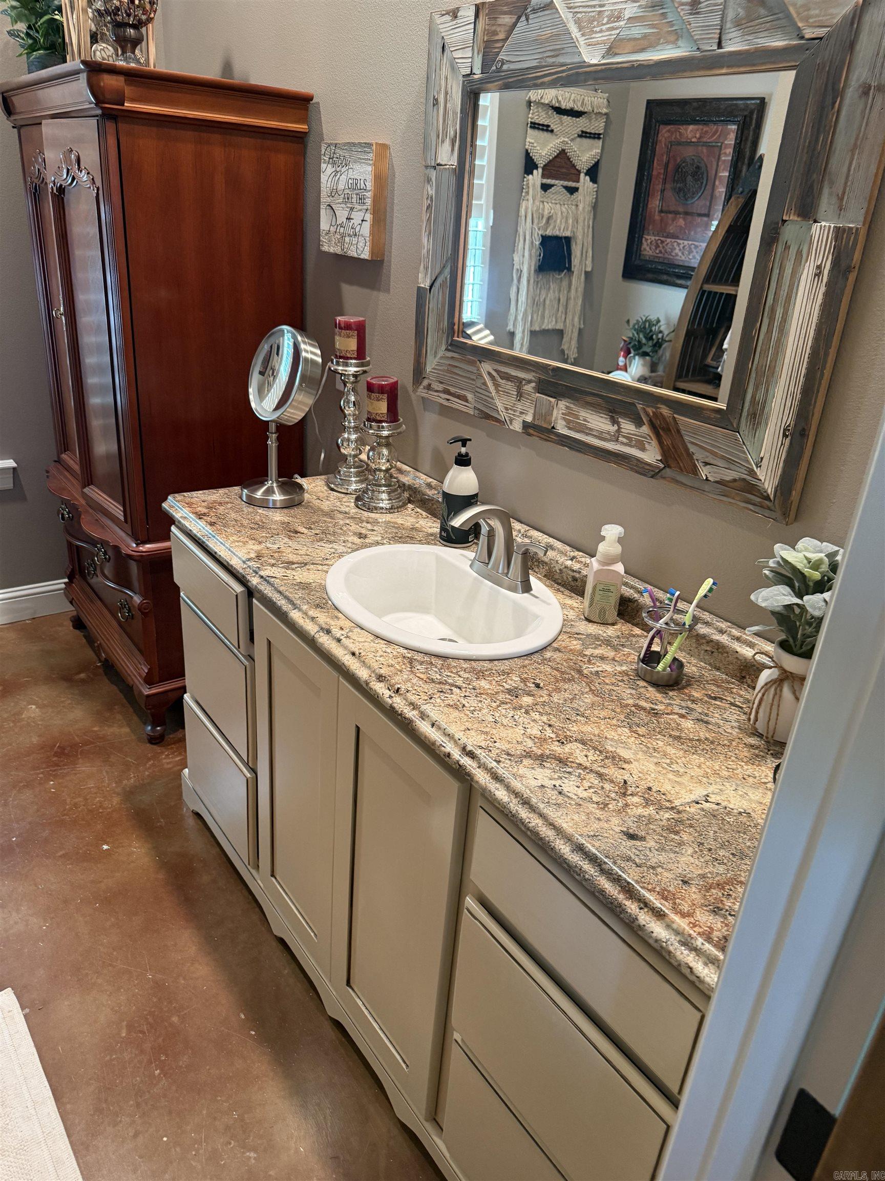 373 Collier  Lewisville, AR