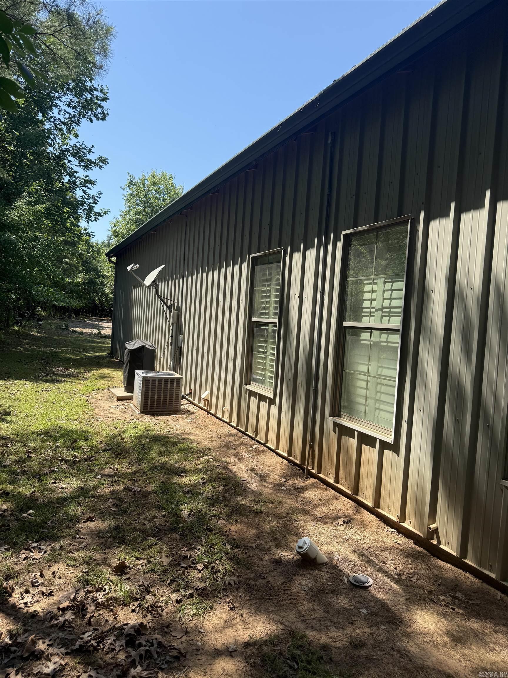373 Collier  Lewisville, AR