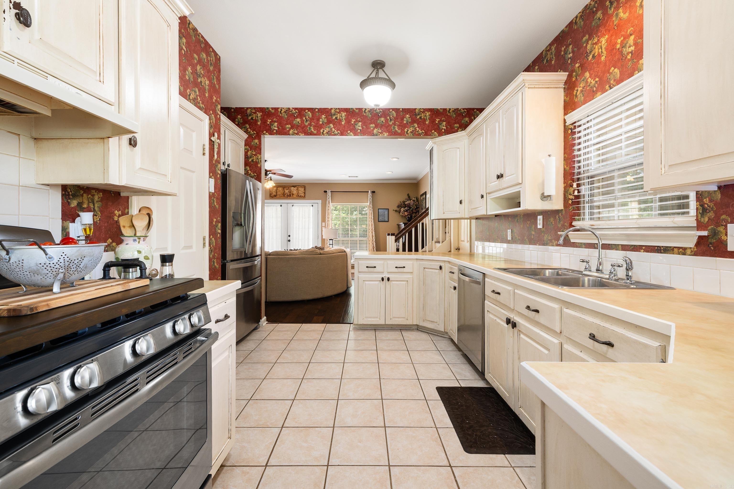 720 Miller Cove  Benton, AR
