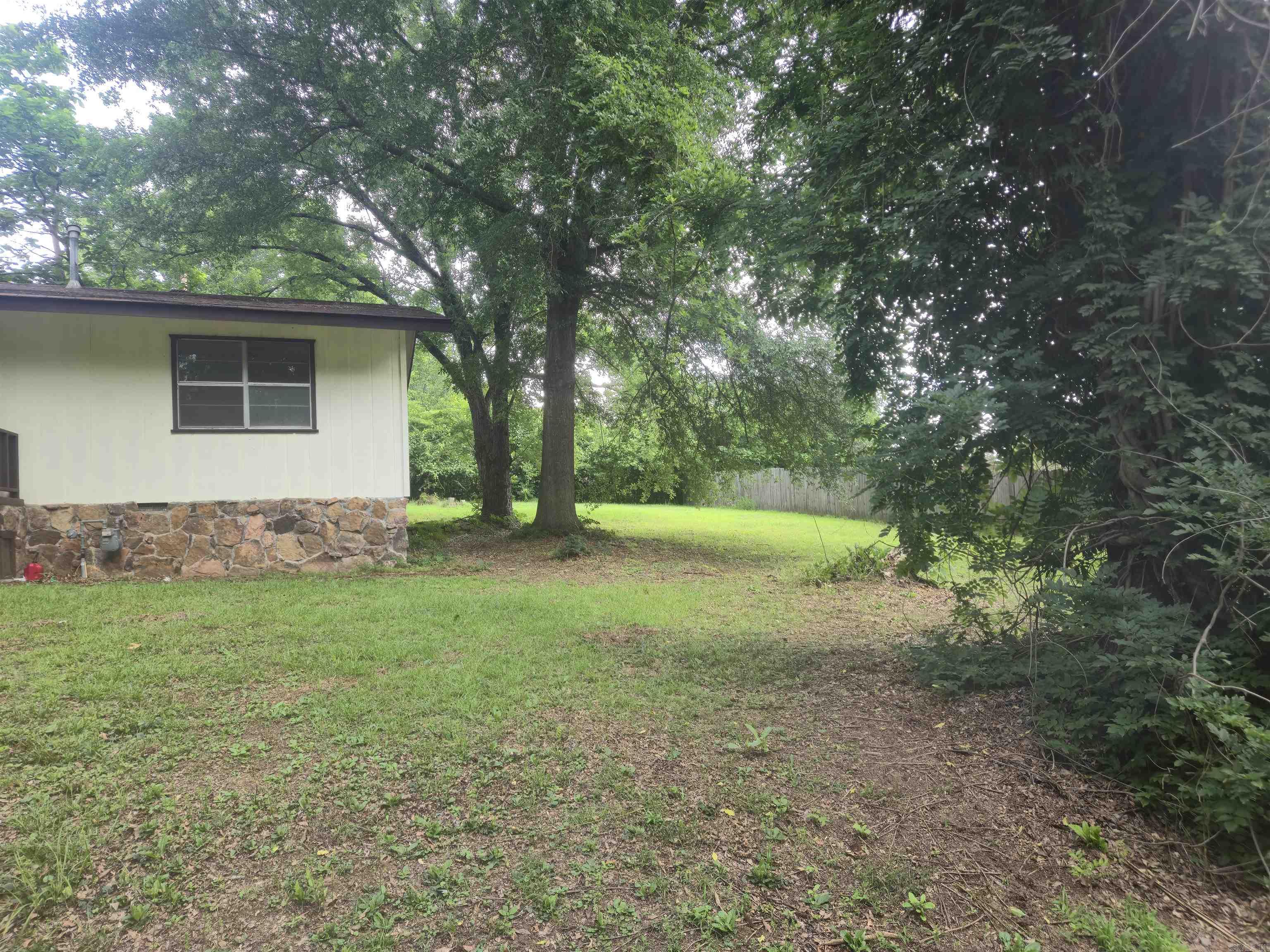1214 W Maple  Heber Springs, AR
