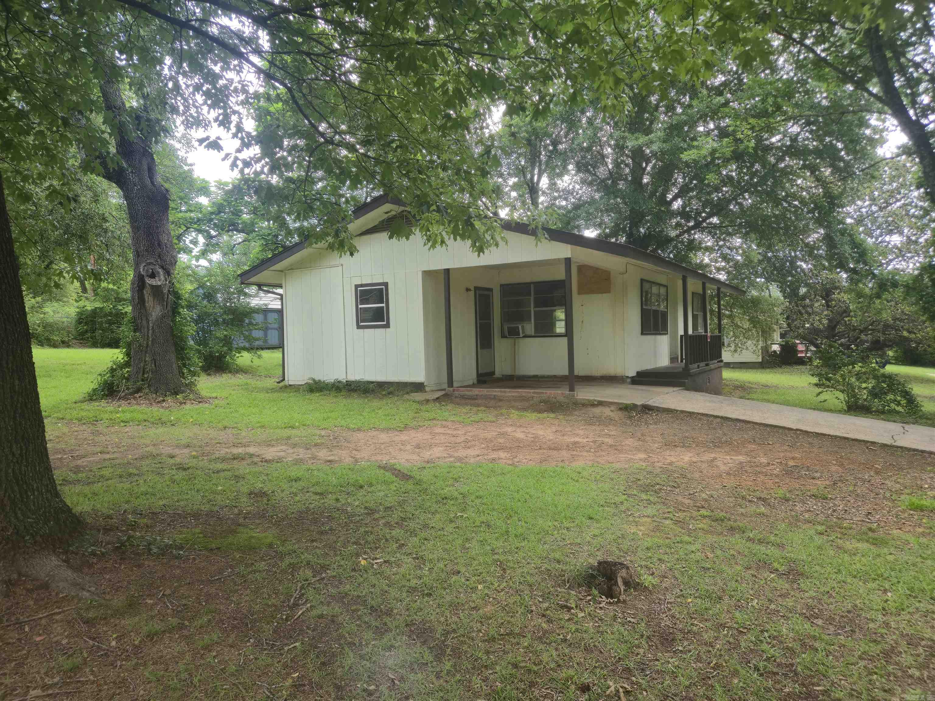 1214 W Maple  Heber Springs, AR
