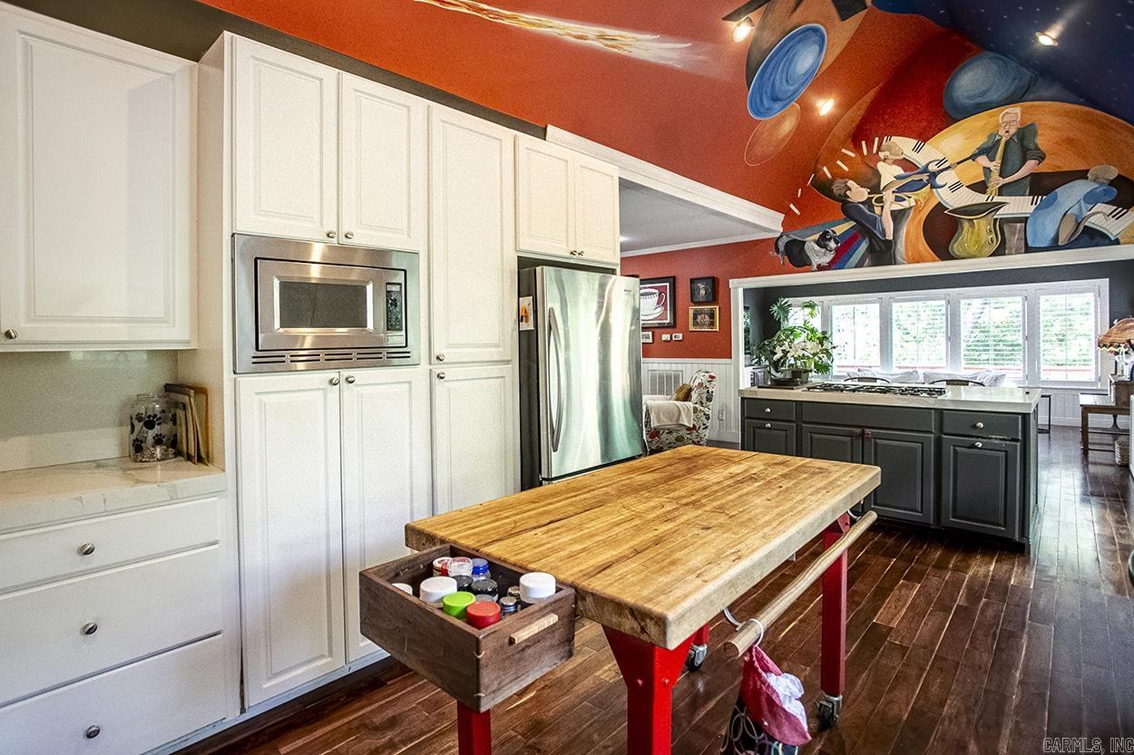 8 Eagle Crest Cove  Little Rock, AR