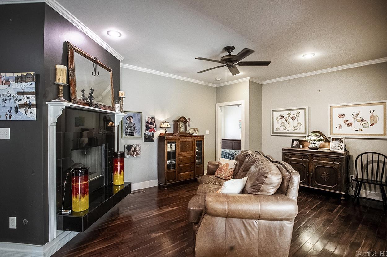 8 Eagle Crest Cove  Little Rock, AR