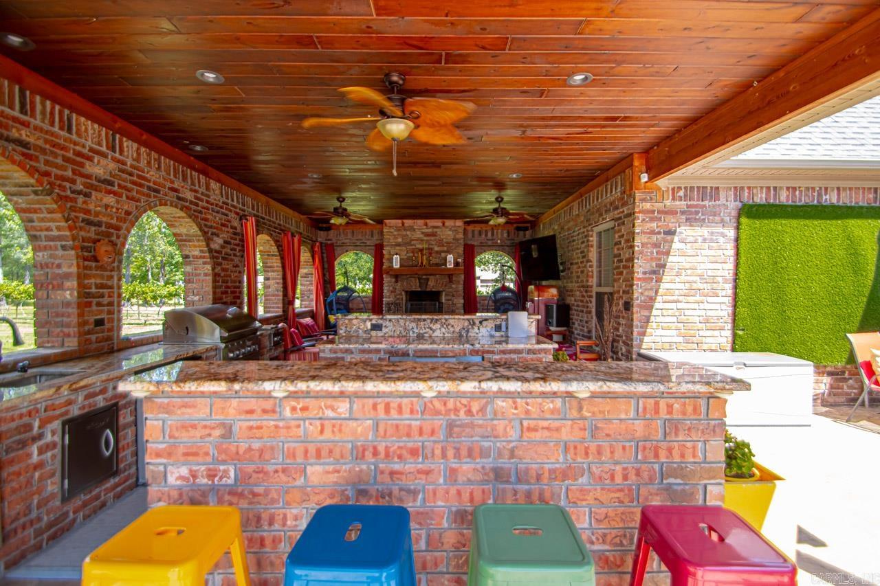 42 Oakwood  Vilonia, AR
