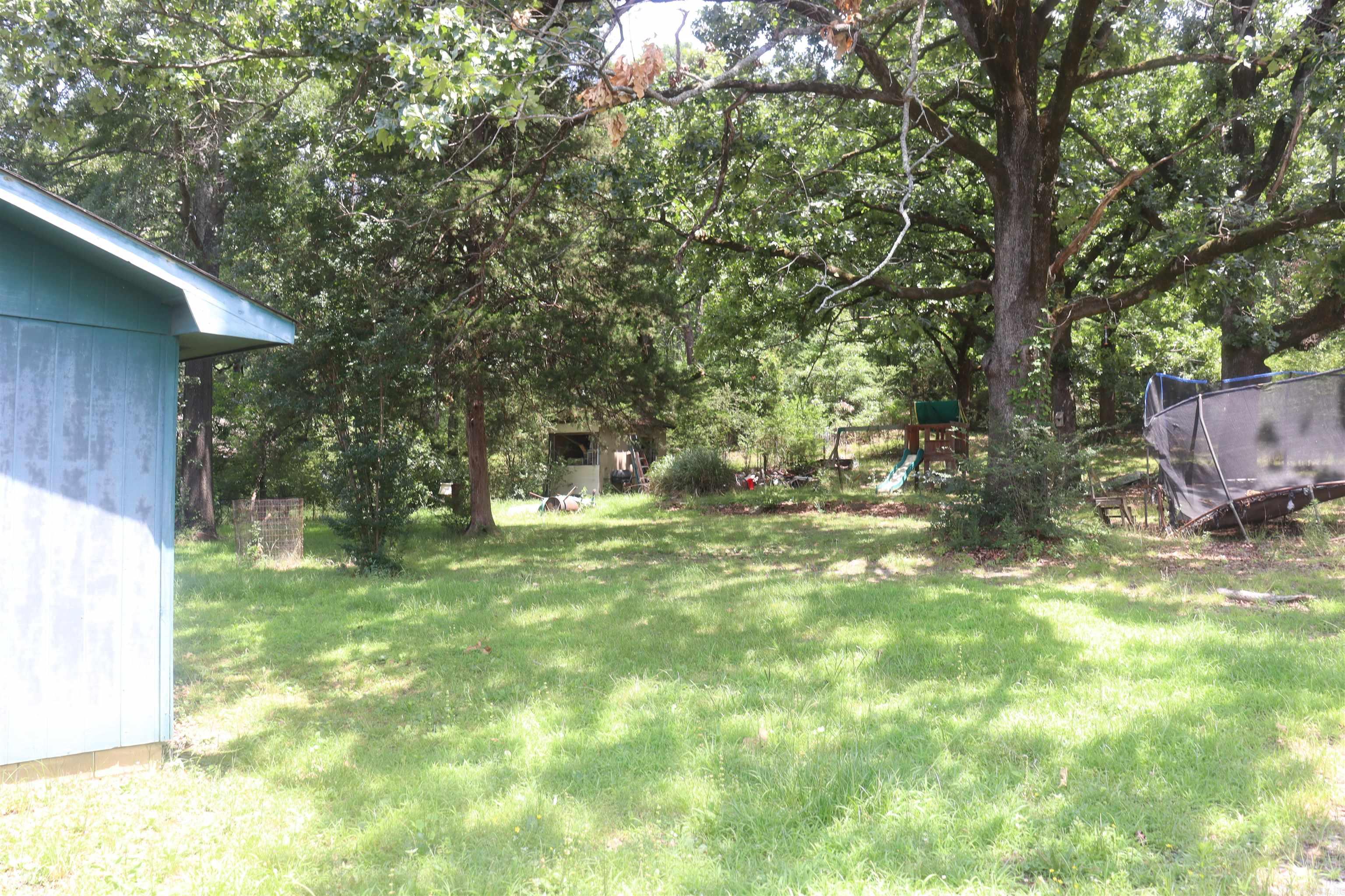 8916 MacArthur Drive North Little Rock, AR 72118-2040