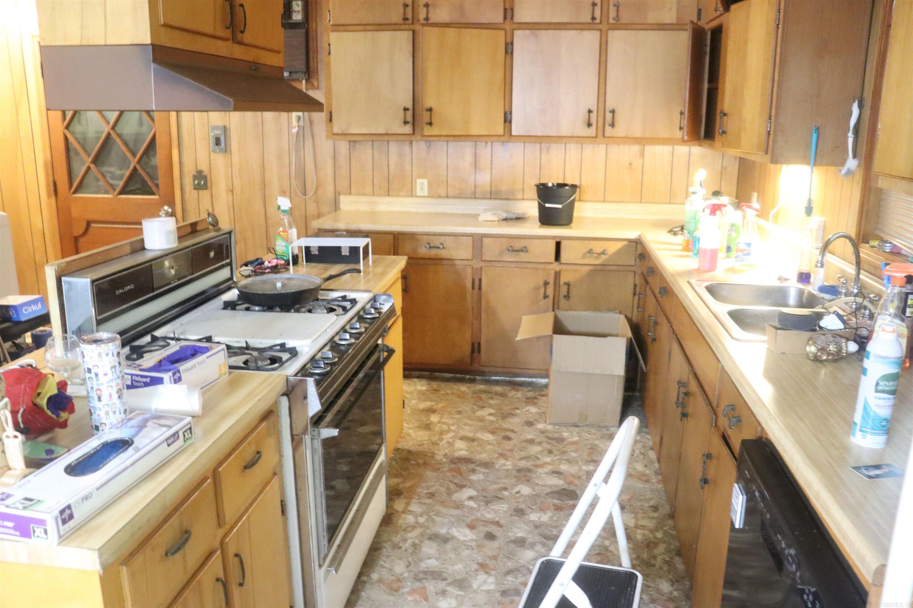 8916 MacArthur Drive North Little Rock, AR 72118-2040